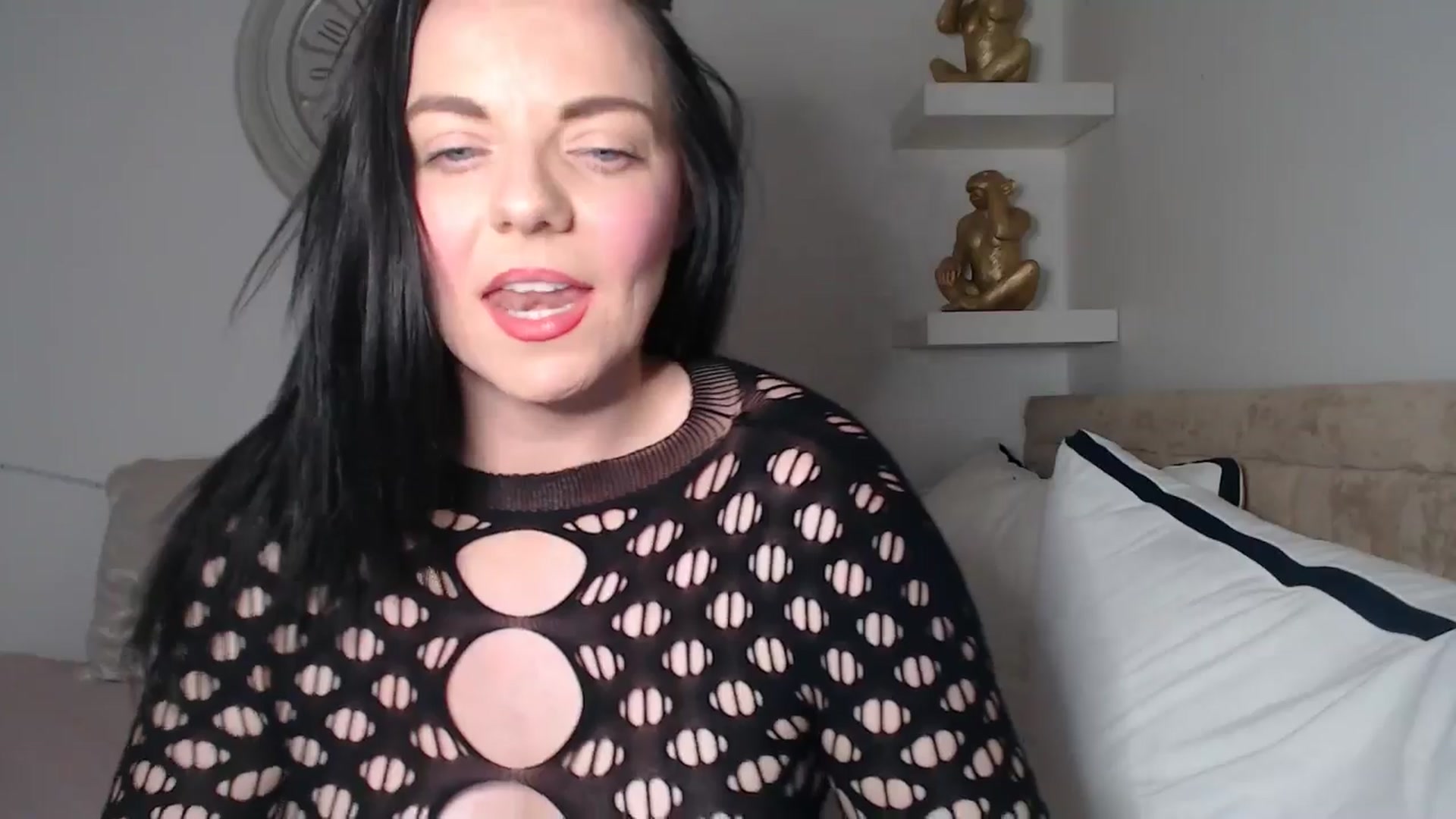 Gallery image thumbnail from innocentSamx's myfreecams stream on, 01/10/2026, 19:45 image 5 of 20