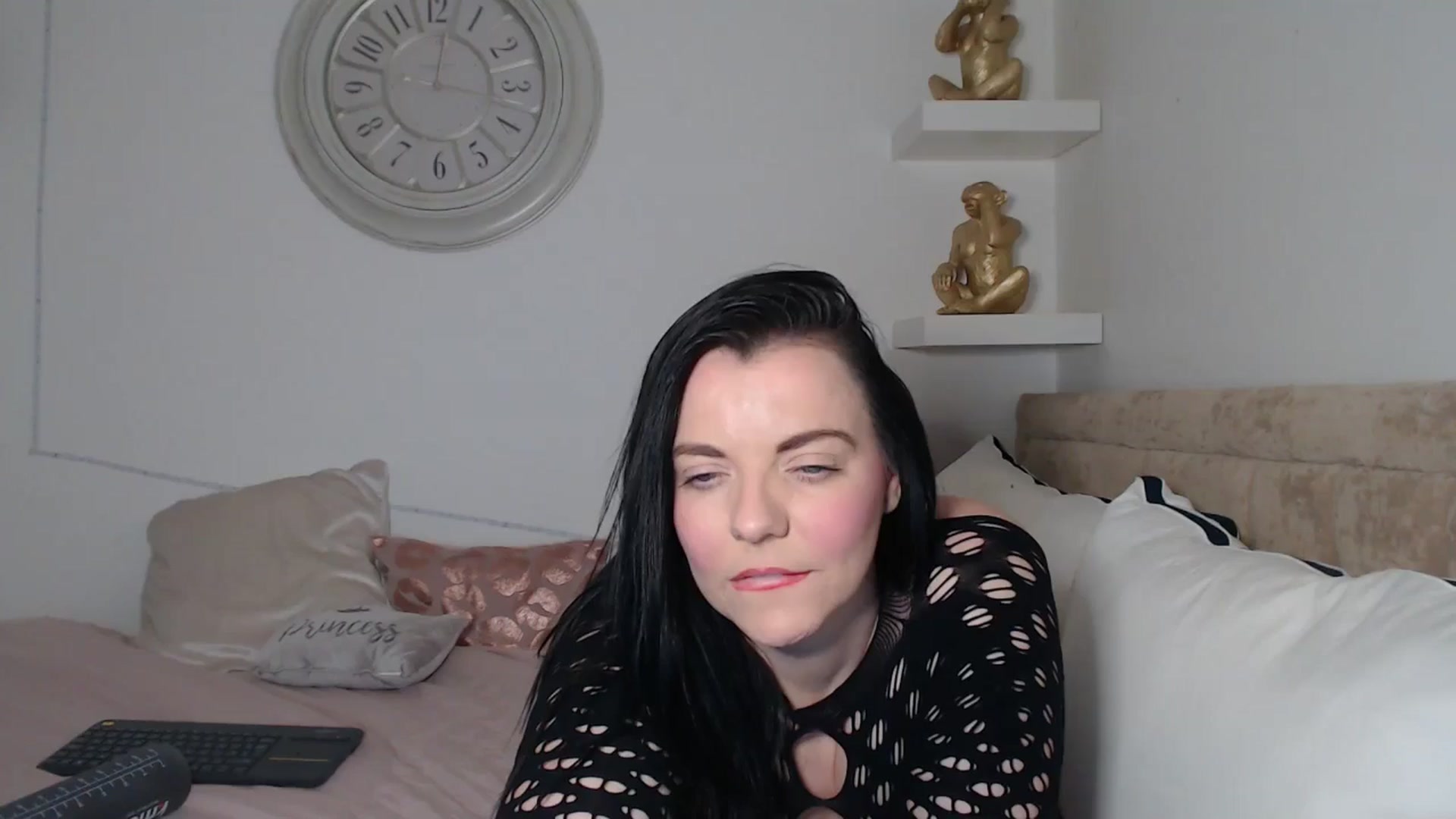 Gallery image thumbnail from innocentSamx's myfreecams stream on, 01/10/2026, 21:20 image 10 of 20
