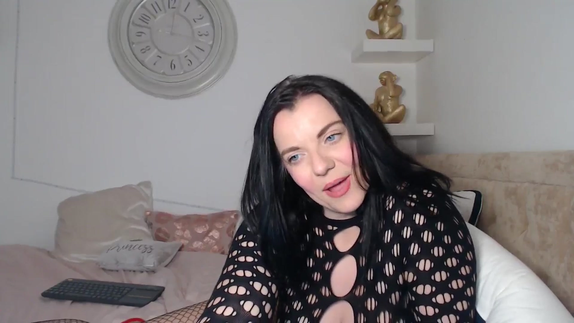 Gallery image thumbnail from innocentSamx's myfreecams stream on, 01/10/2026, 21:20 image 6 of 20