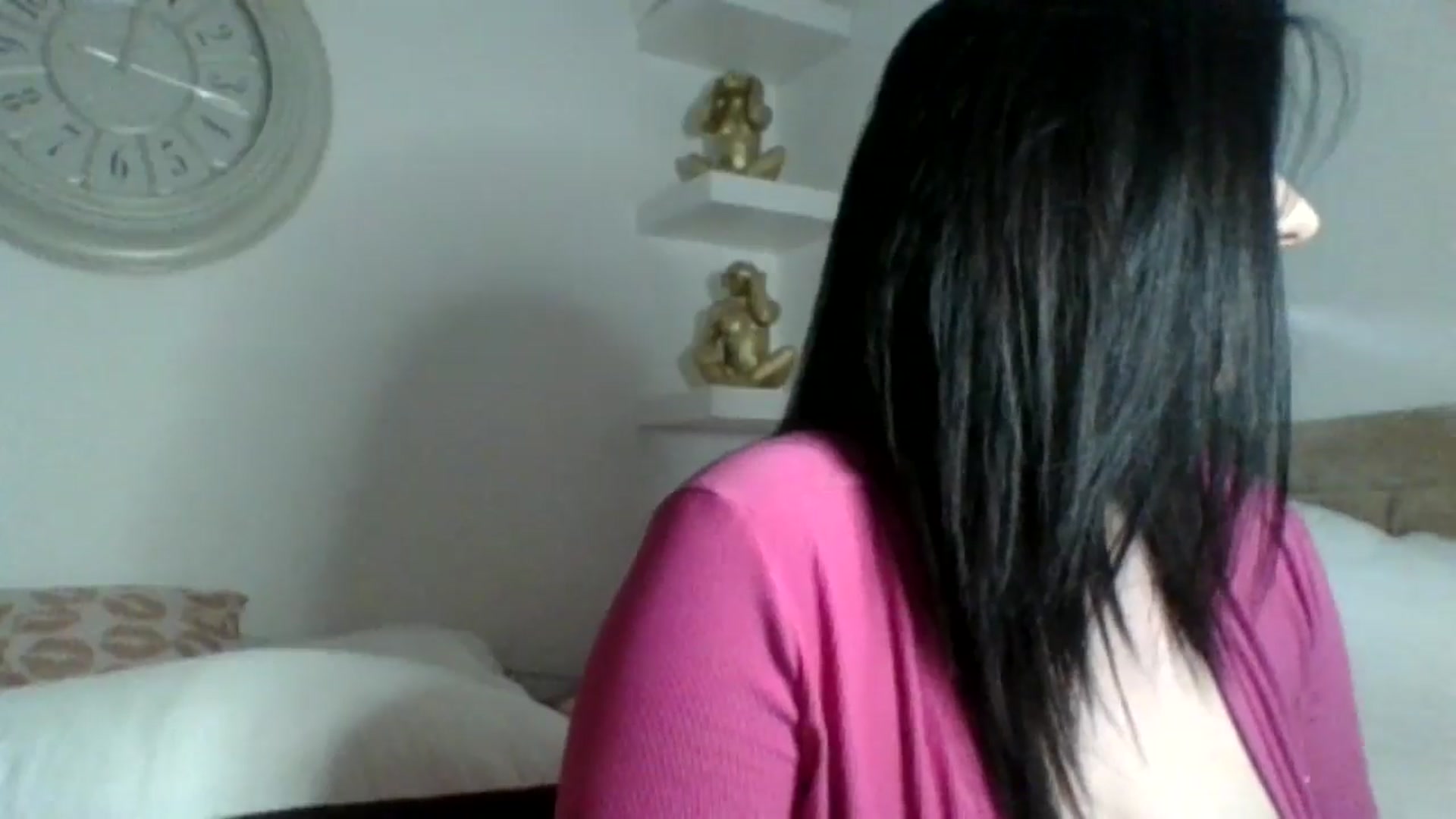 Gallery image thumbnail from innocentSamx's myfreecams stream on, 01/18/2026, 16:21 image 18 of 20