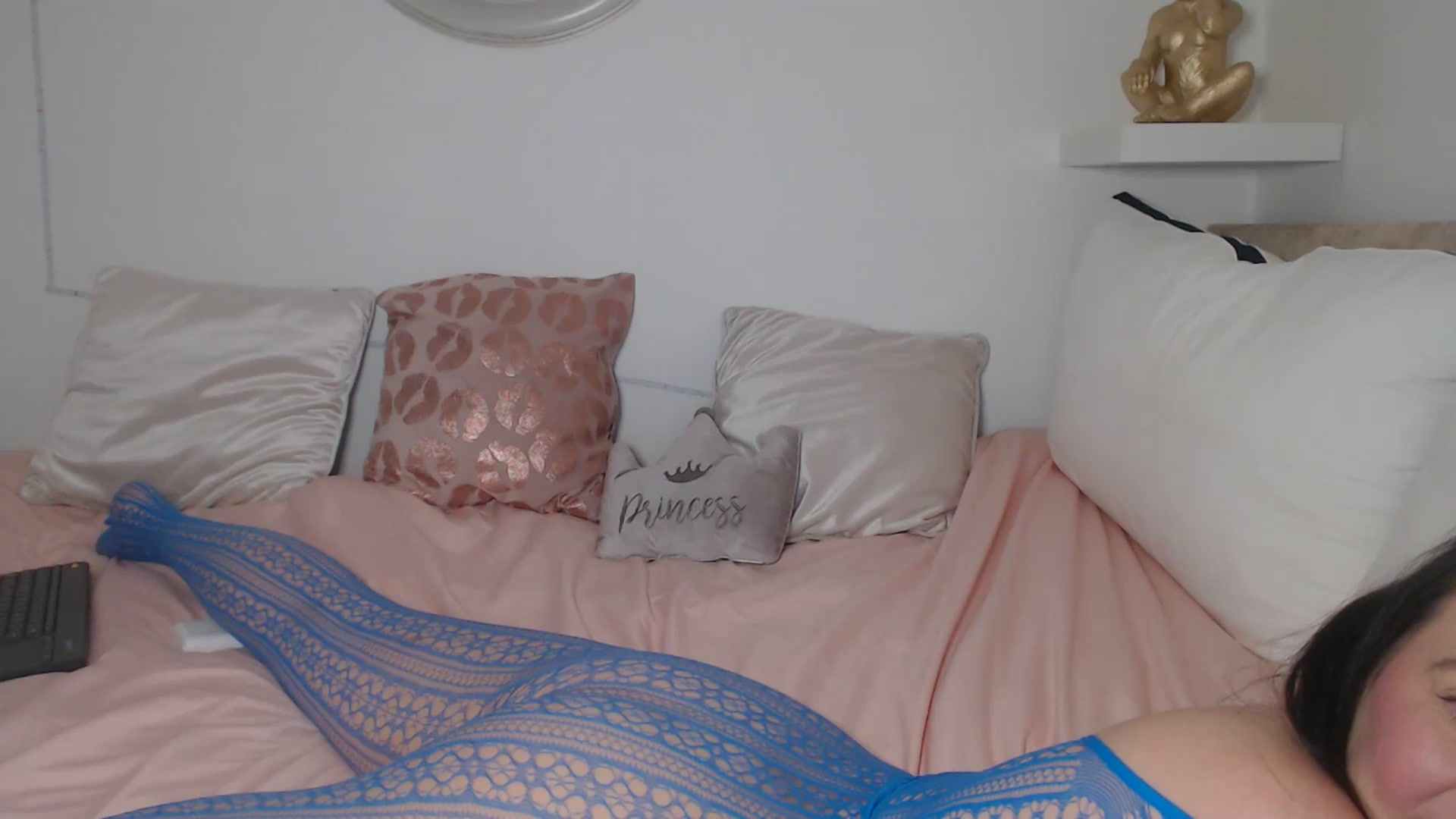 Gallery image thumbnail from innocentSamx's myfreecams stream on, 01/25/2026, 12:16 image 12 of 20