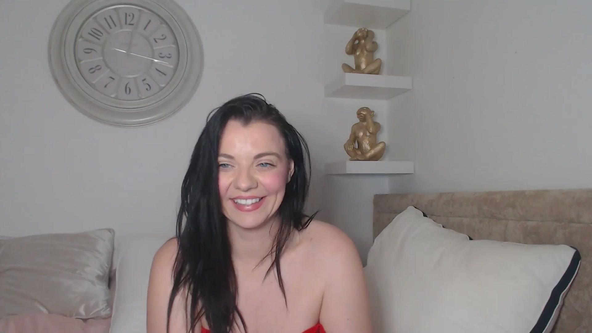 Gallery image thumbnail from innocentSamx's myfreecams stream on, 02/01/2026, 16:34 image 2 of 20