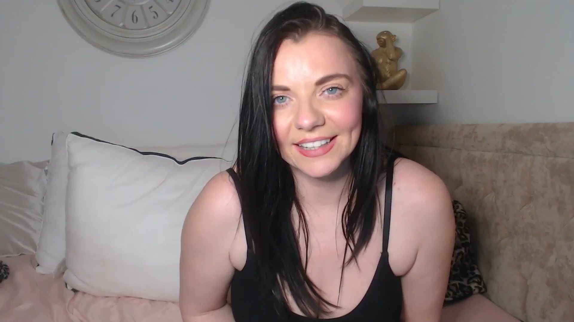 Gallery image thumbnail from innocentSamx's myfreecams stream on, 02/07/2026, 18:36 image 18 of 20