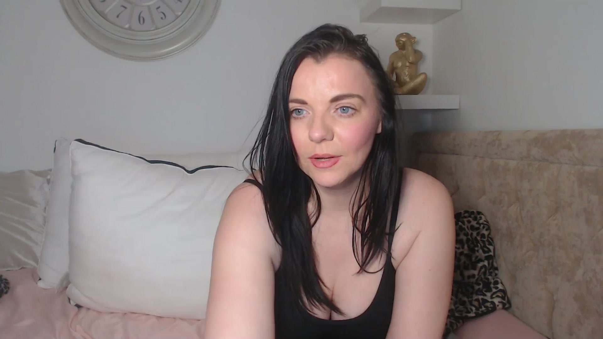 Gallery image thumbnail from innocentSamx's myfreecams stream on, 02/07/2026, 18:36 image 6 of 20