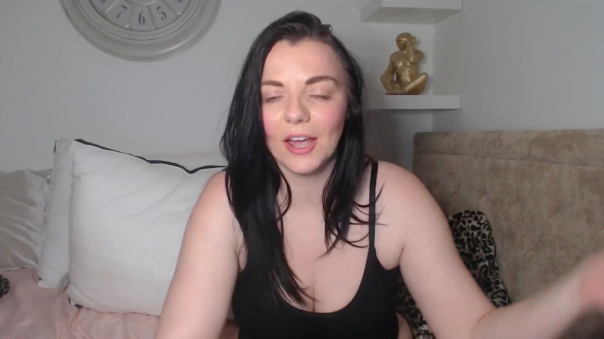 Gallery image thumbnail from innocentSamx's myfreecams stream on, 02/07/2026, 18:36 image 5 of 20