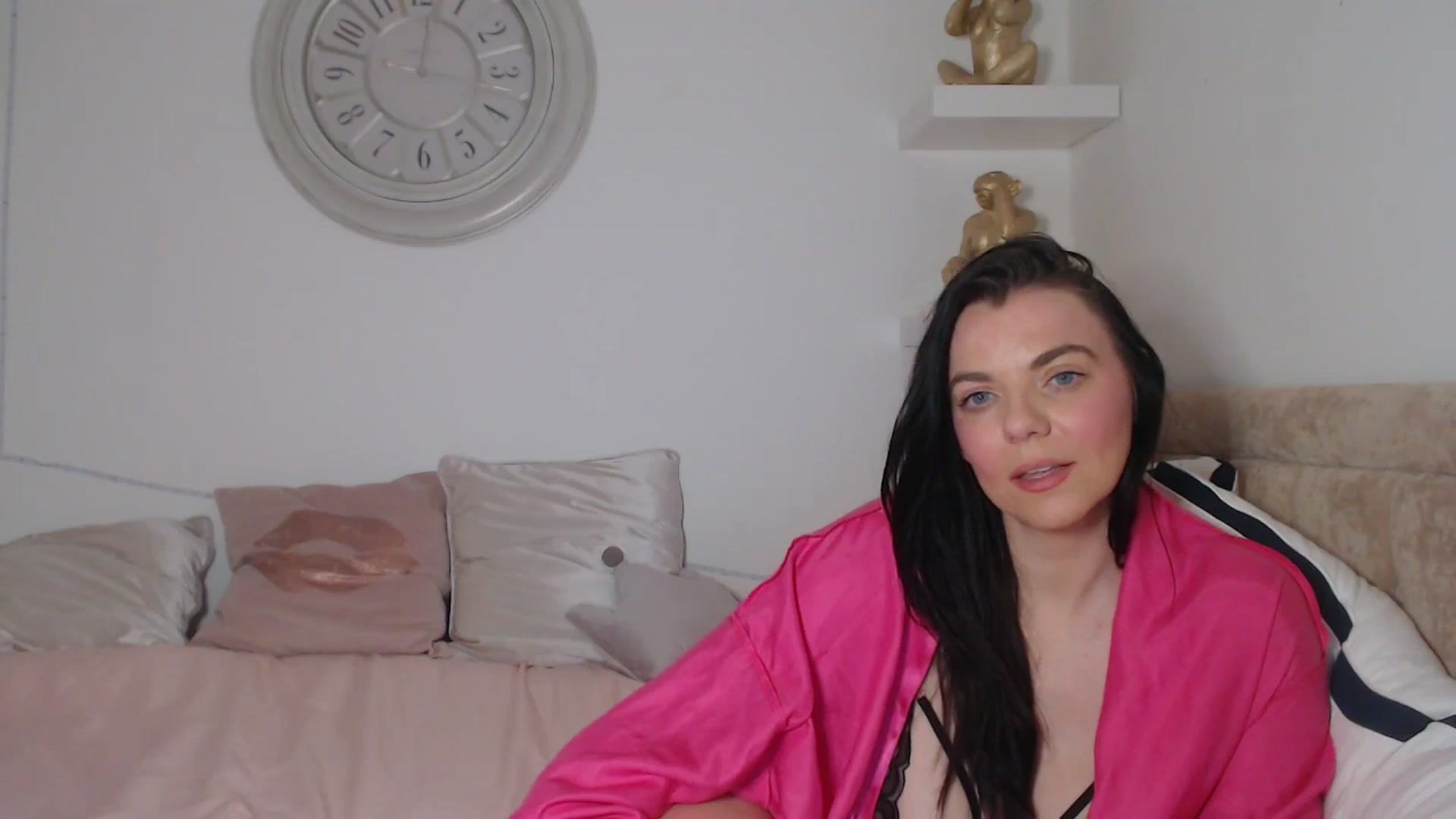 Gallery image thumbnail from innocentSamx's myfreecams stream on, 02/21/2026, 23:07 image 11 of 20