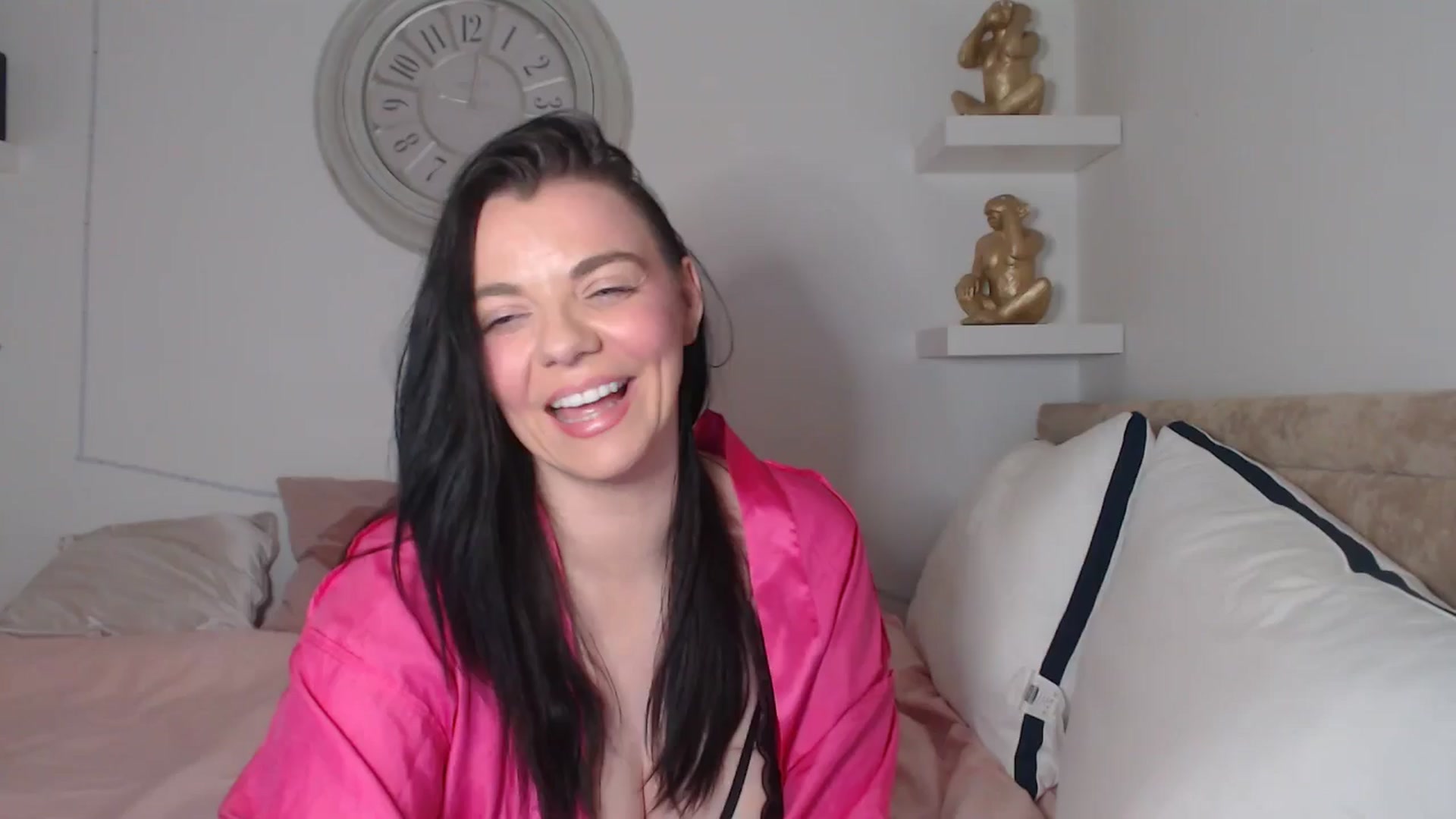 Gallery image thumbnail from innocentSamx's myfreecams stream on, 02/21/2026, 23:07 image 2 of 20