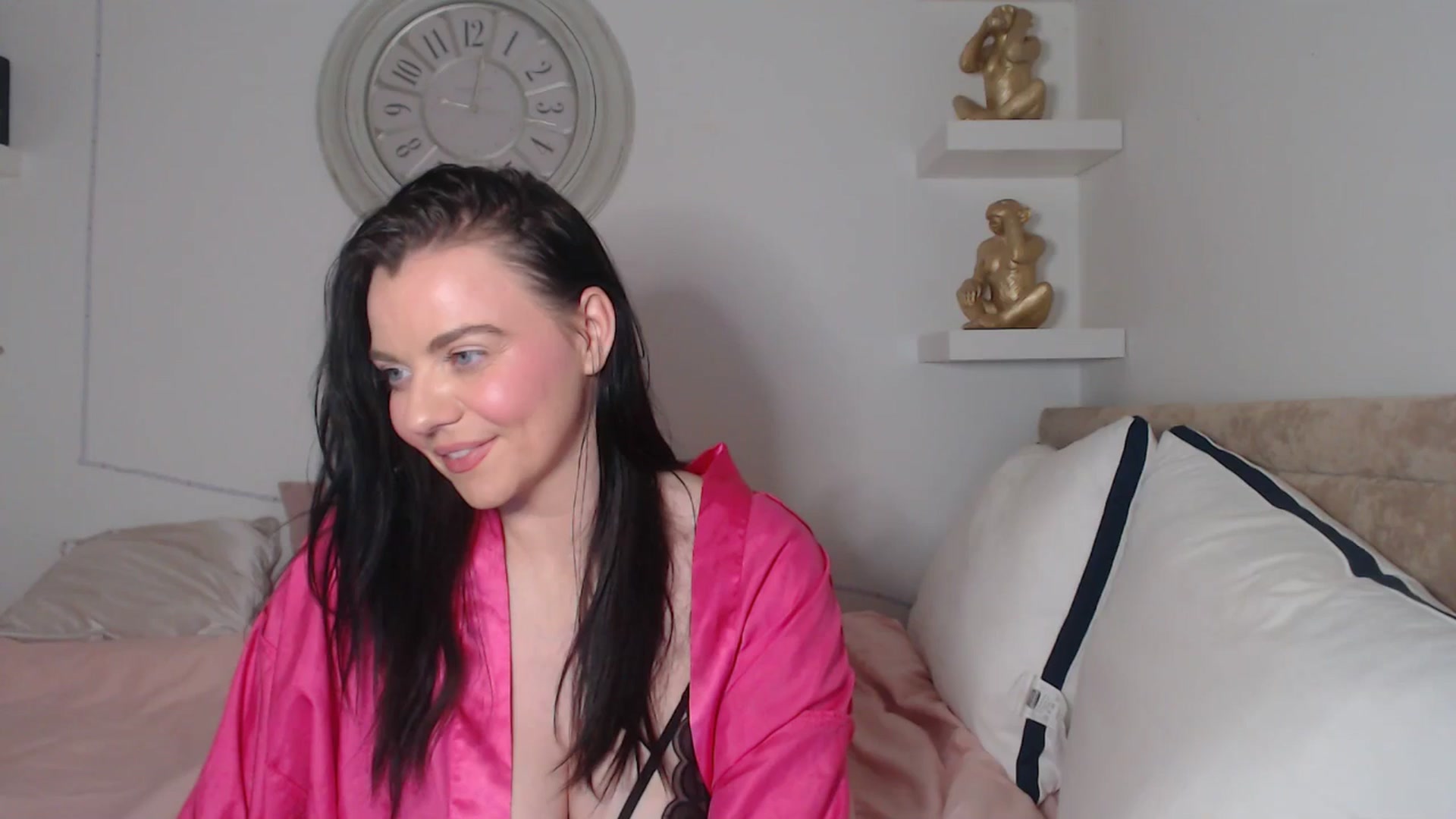 Gallery image thumbnail from innocentSamx's myfreecams stream on, 02/21/2026, 23:07 image 3 of 20