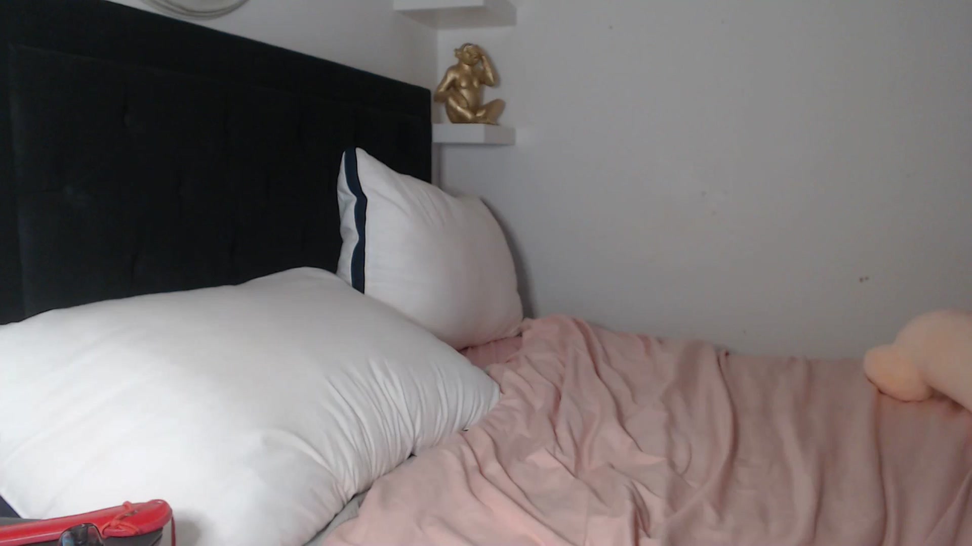 Gallery image thumbnail from innocentSamx's myfreecams stream on, 03/05/2026, 13:44 image 9 of 20