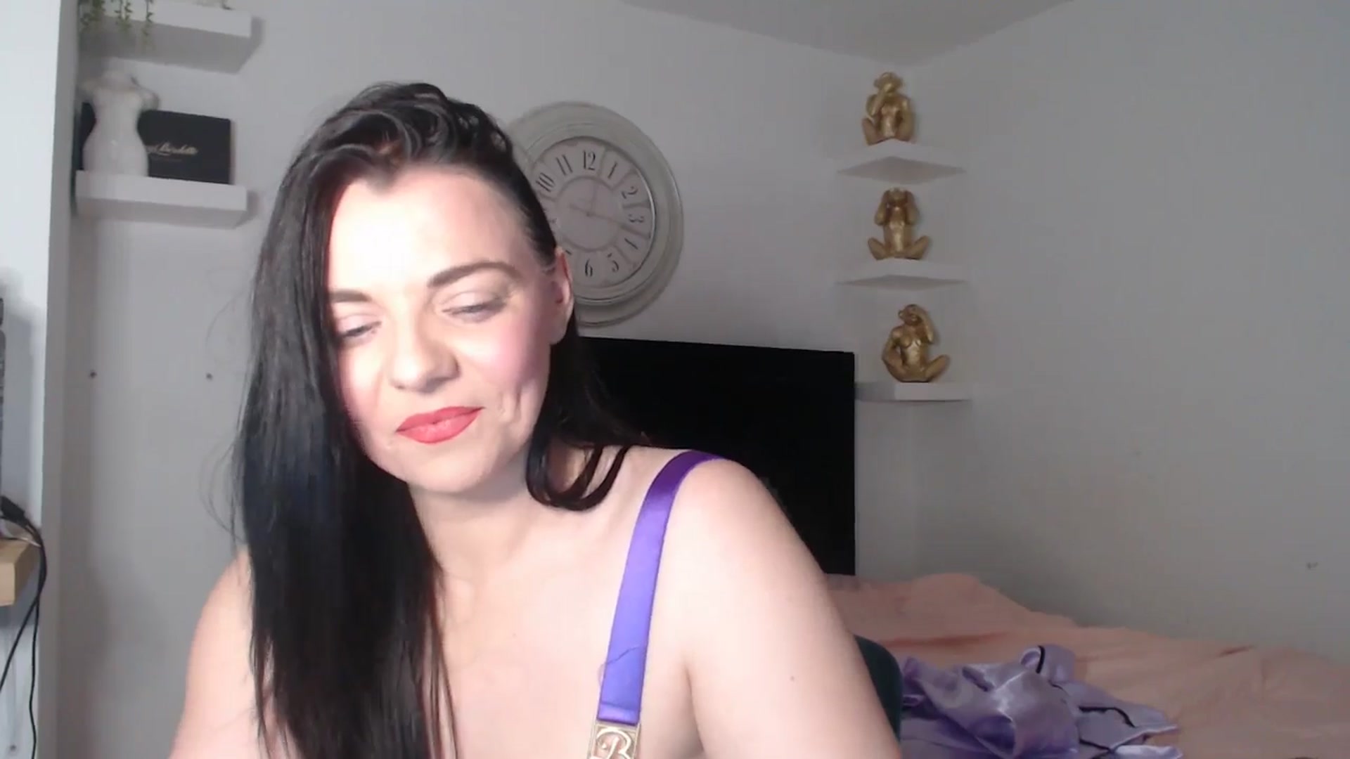 Gallery image thumbnail from innocentSamx's myfreecams stream on, 03/10/2026, 12:13 image 4 of 20