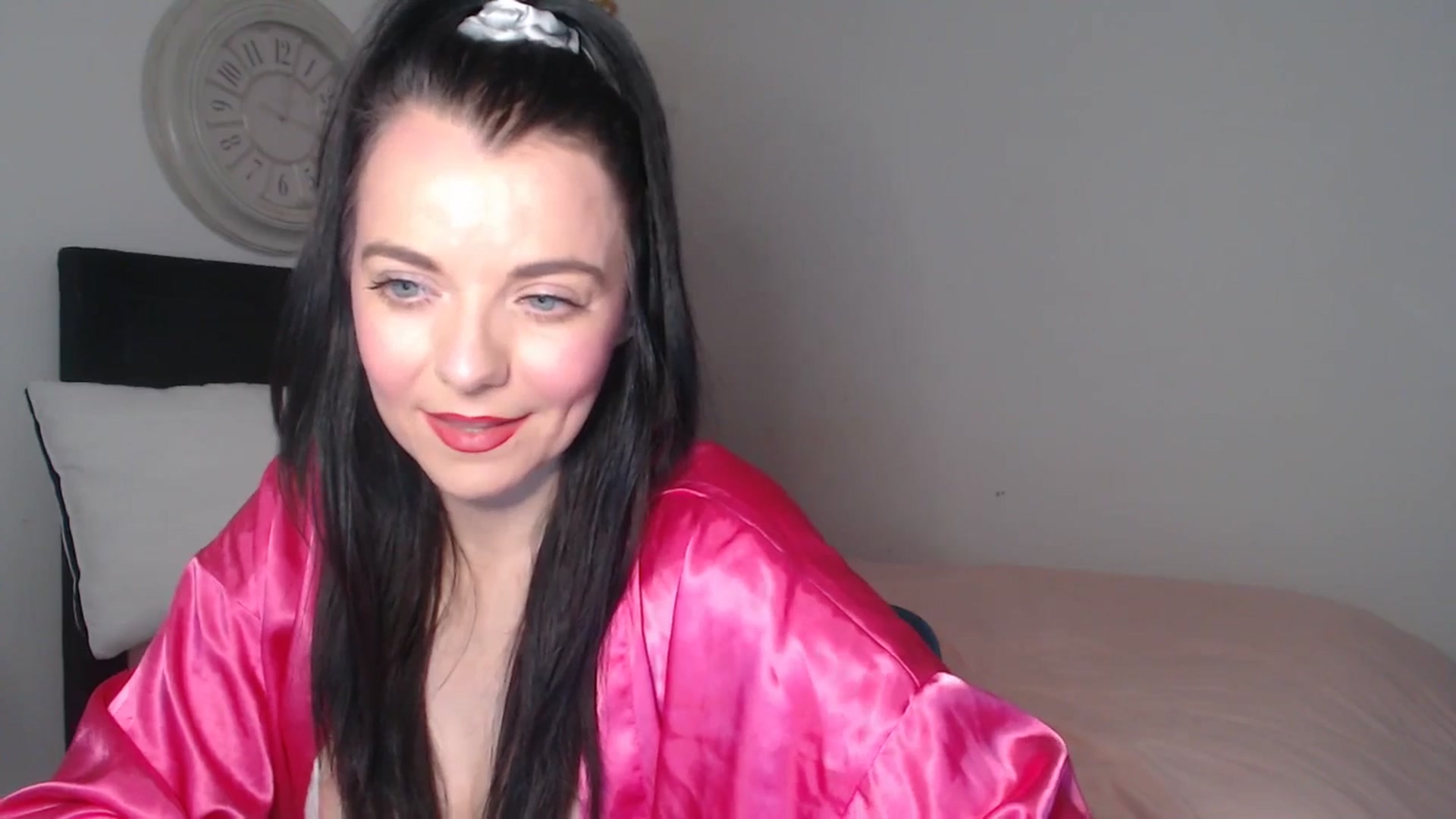 Gallery image thumbnail from innocentSamx's myfreecams stream on, 03/11/2026, 12:11 image 20 of 20
