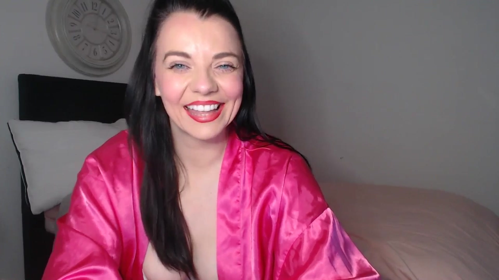 Gallery image thumbnail from innocentSamx's myfreecams stream on, 03/11/2026, 12:11 image 9 of 20