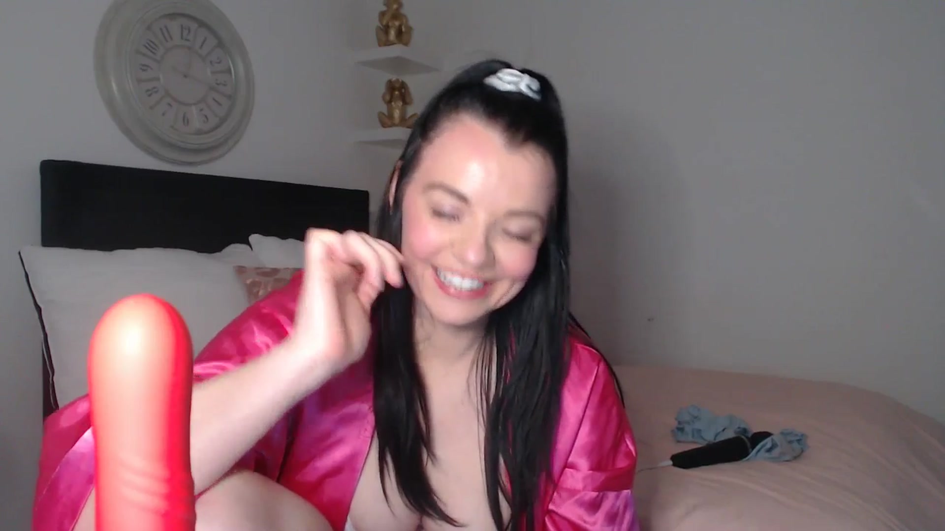 Gallery image thumbnail from innocentSamx's myfreecams stream on, 03/11/2026, 13:15 image 8 of 20