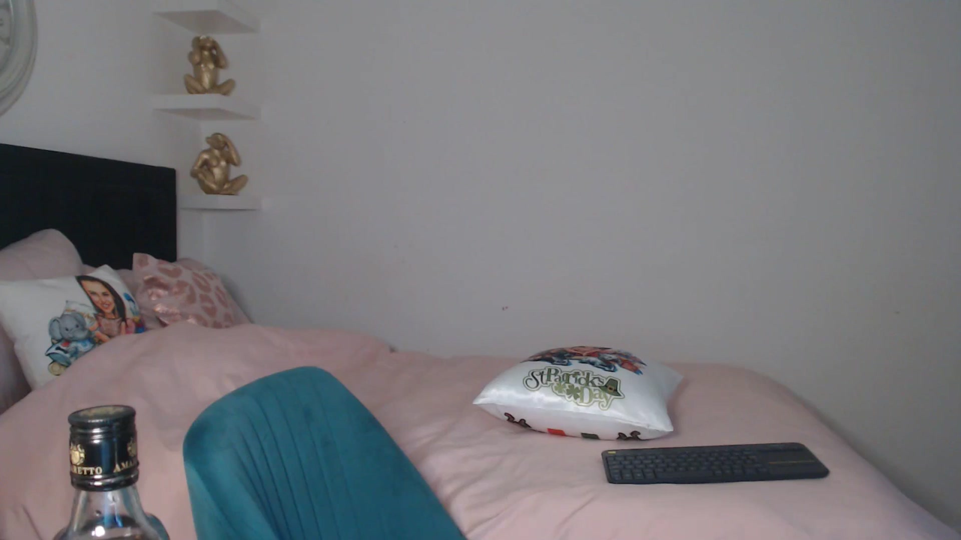 Gallery image thumbnail from innocentSamx's myfreecams stream on, 03/17/2026, 13:38 image 14 of 20