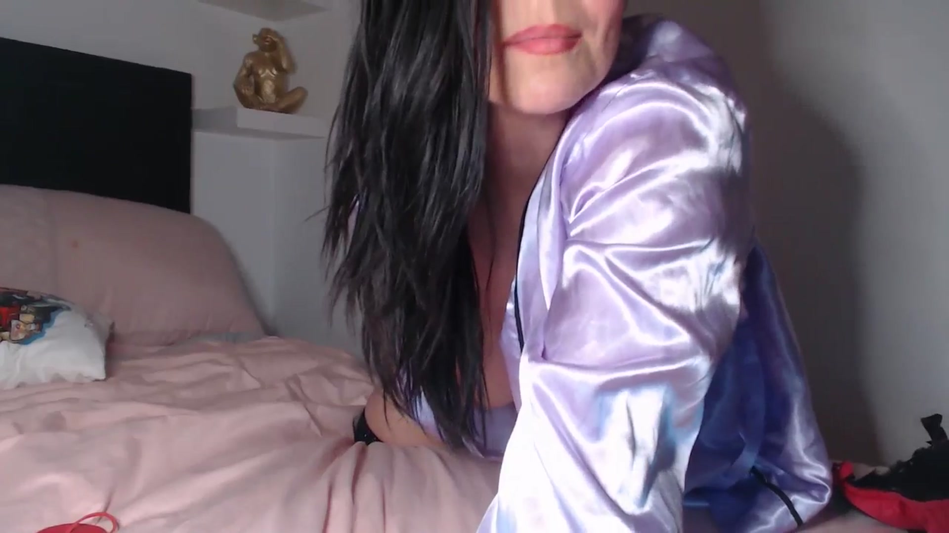Gallery image thumbnail from innocentSamx's myfreecams stream on, 03/18/2026, 15:25 image 6 of 20