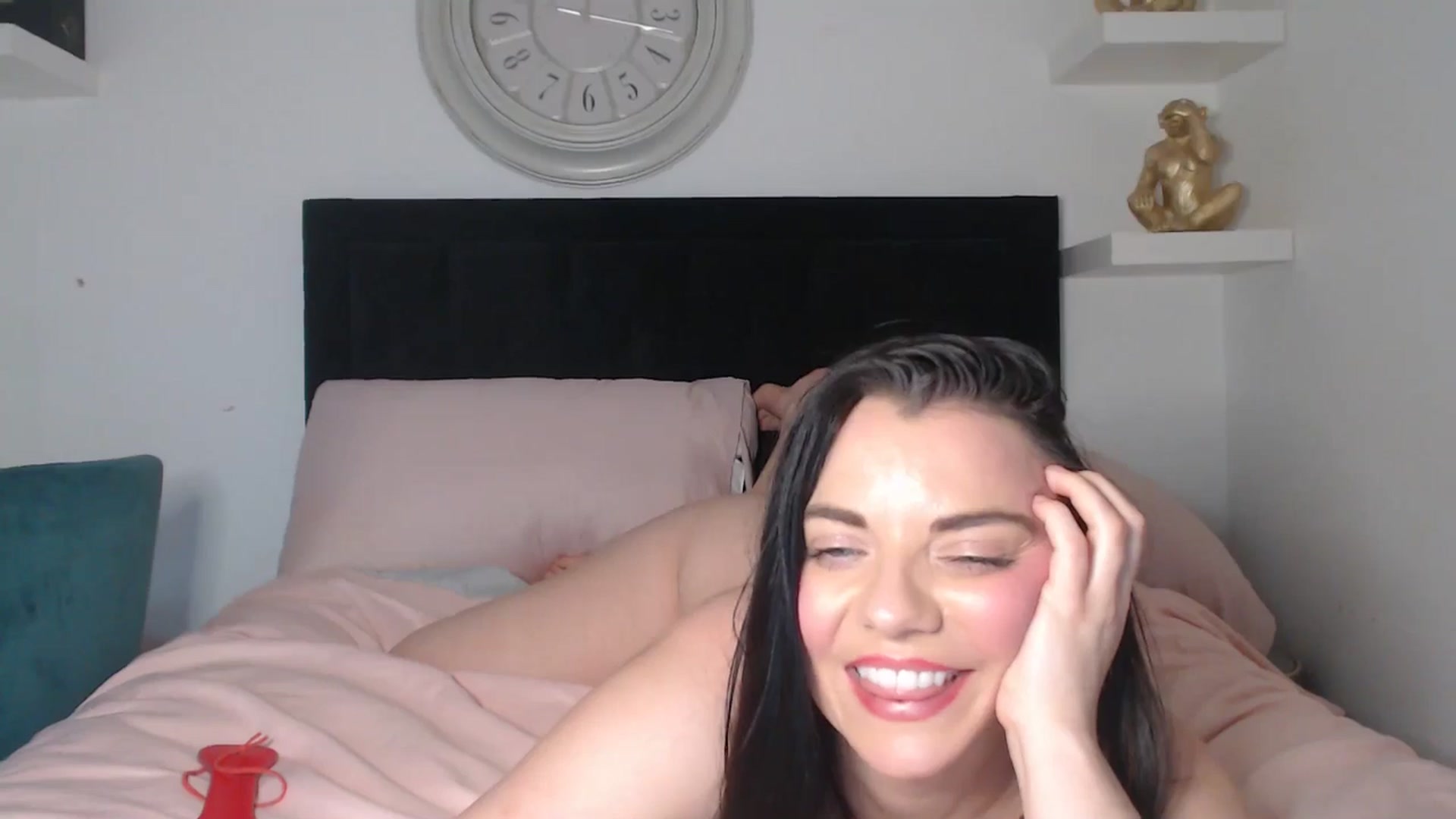 Gallery image thumbnail from innocentSamx's myfreecams stream on, 03/19/2026, 15:11 image 17 of 20
