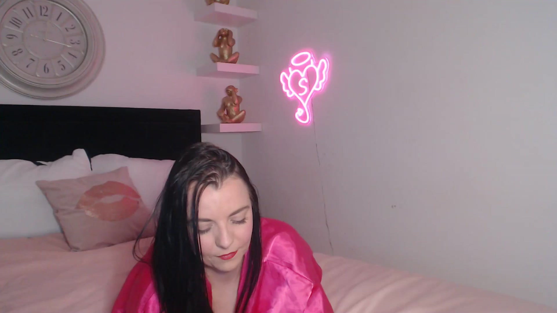 Gallery image thumbnail from innocentSamx's myfreecams stream on, 04/12/2026, 11:54 image 5 of 20