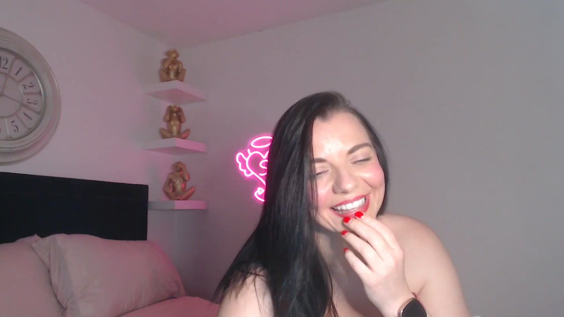 Gallery image thumbnail from innocentSamx's myfreecams stream on, 04/14/2026, 13:56 image 3 of 20