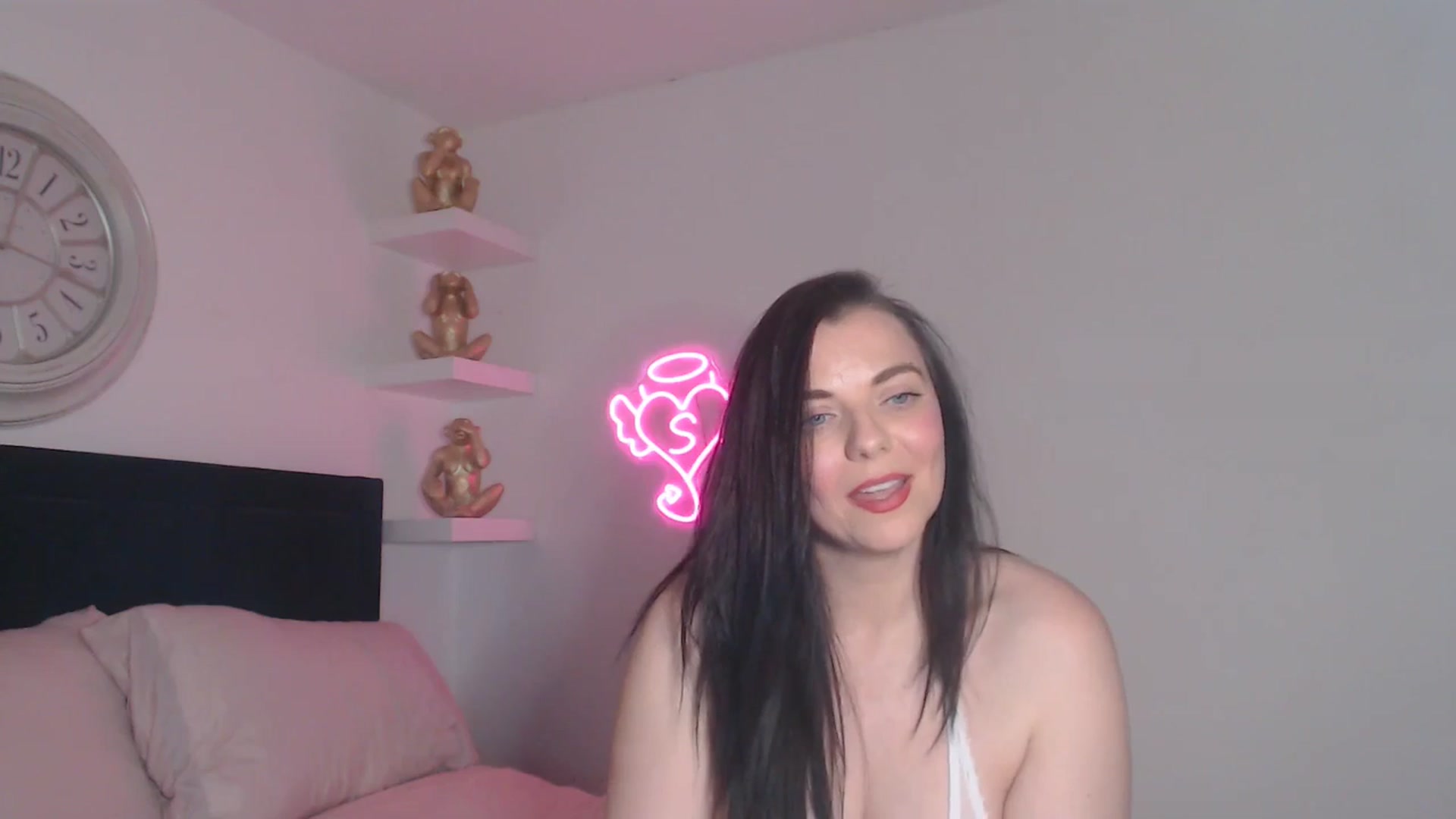 Gallery image thumbnail from innocentSamx's myfreecams stream on, 04/14/2026, 13:56 image 7 of 20