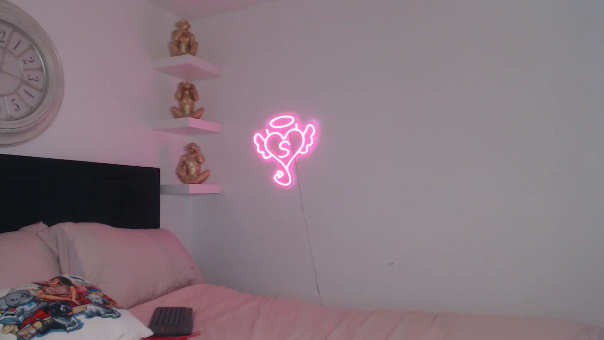 Gallery image thumbnail from innocentSamx's myfreecams stream on, 04/14/2026, 15:17 image 1 of 20