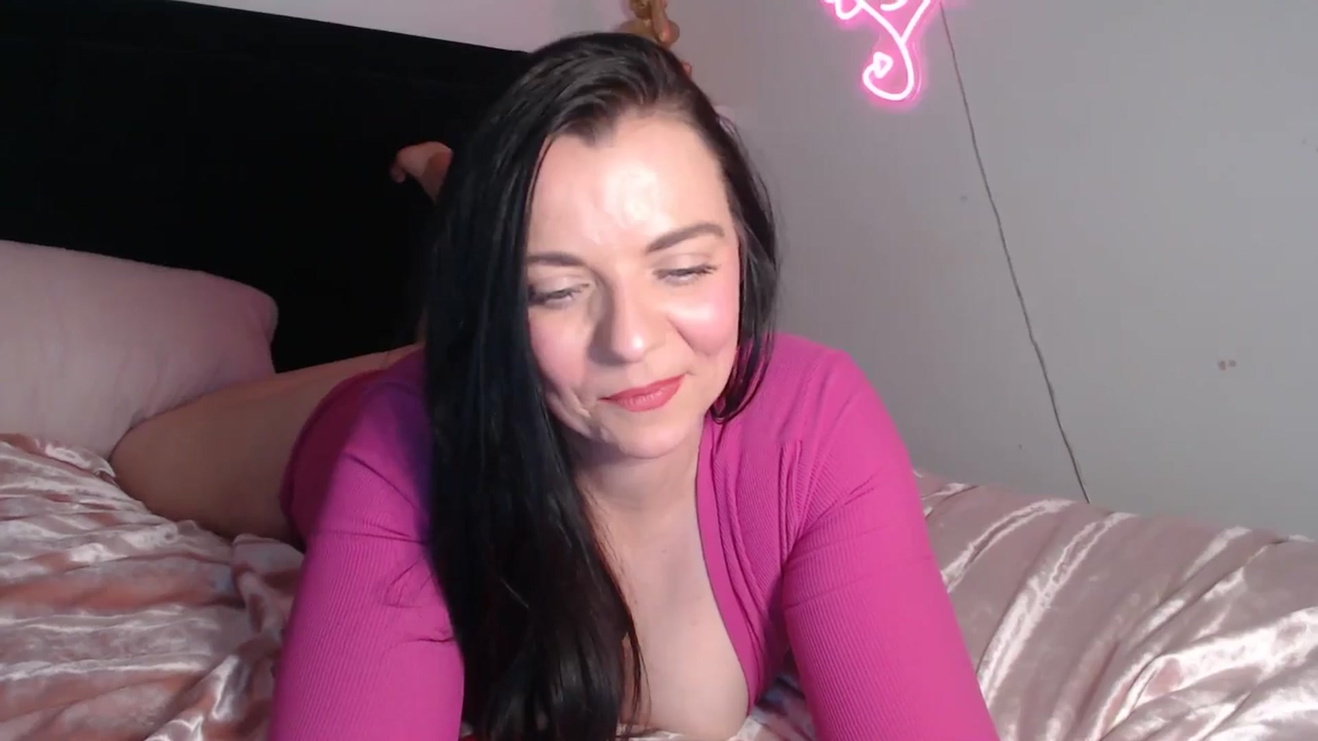 Gallery image thumbnail from innocentSamx's myfreecams stream on, 04/21/2026, 15:38 image 13 of 20
