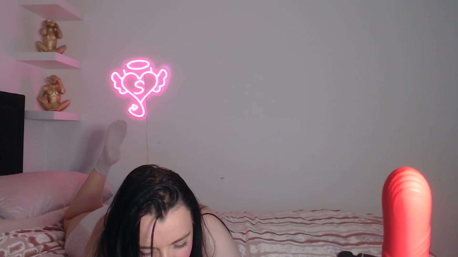 Gallery image thumbnail from innocentSamx's myfreecams stream on, 04/22/2026, 13:38 image 5 of 20