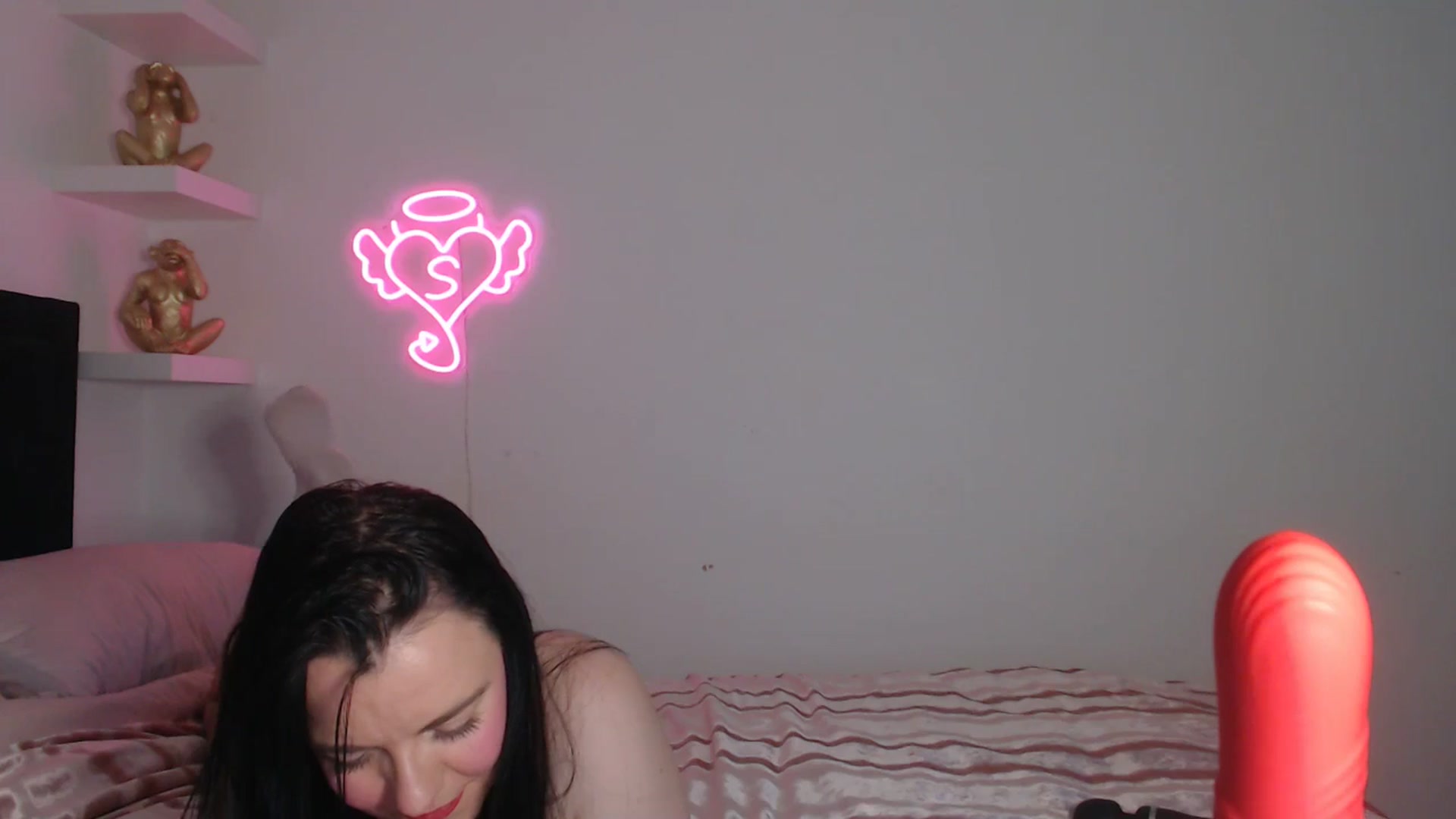 Gallery image thumbnail from innocentSamx's myfreecams stream on, 04/22/2026, 13:38 image 14 of 20