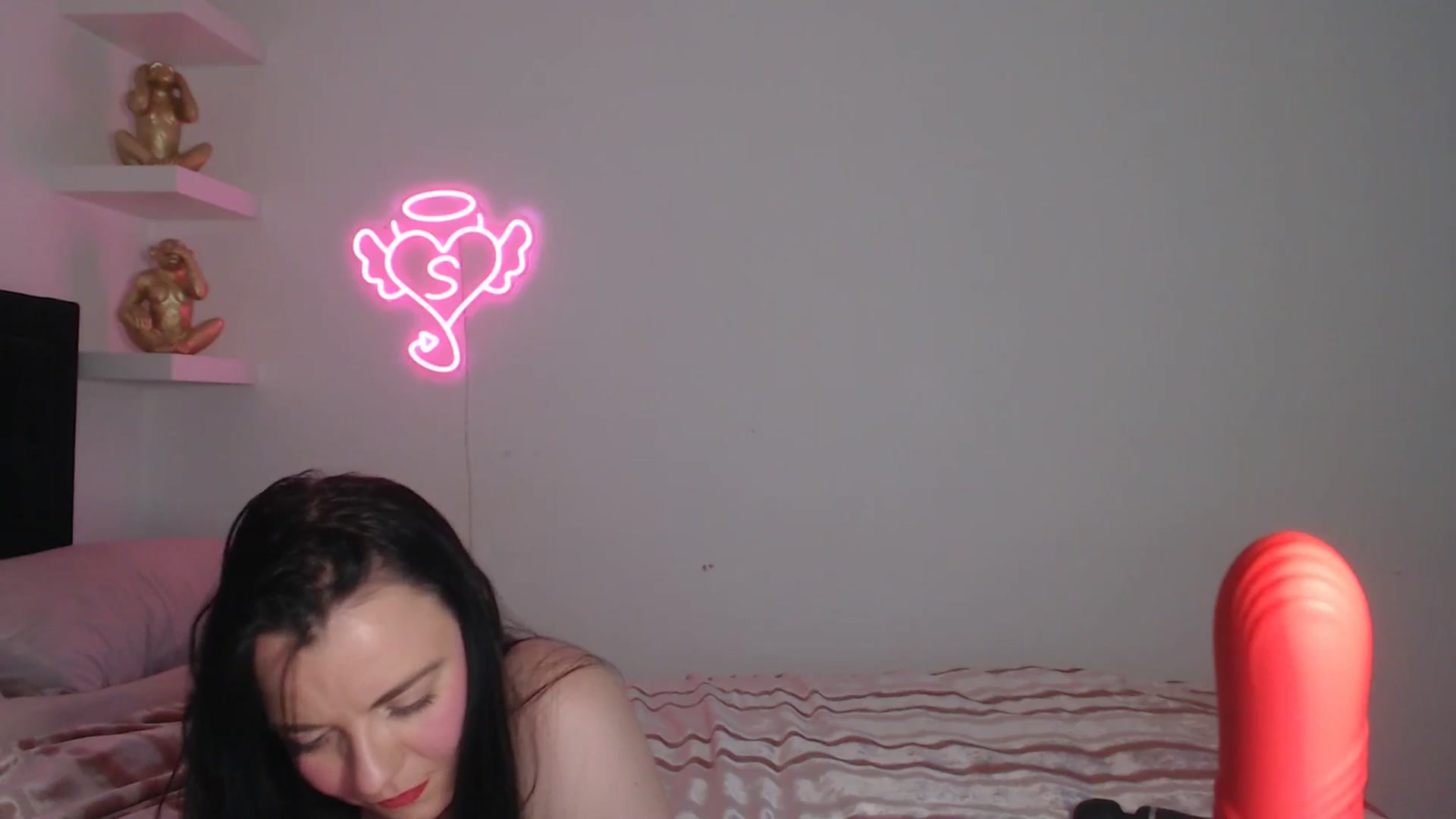 Gallery image thumbnail from innocentSamx's myfreecams stream on, 04/22/2026, 13:38 image 18 of 20