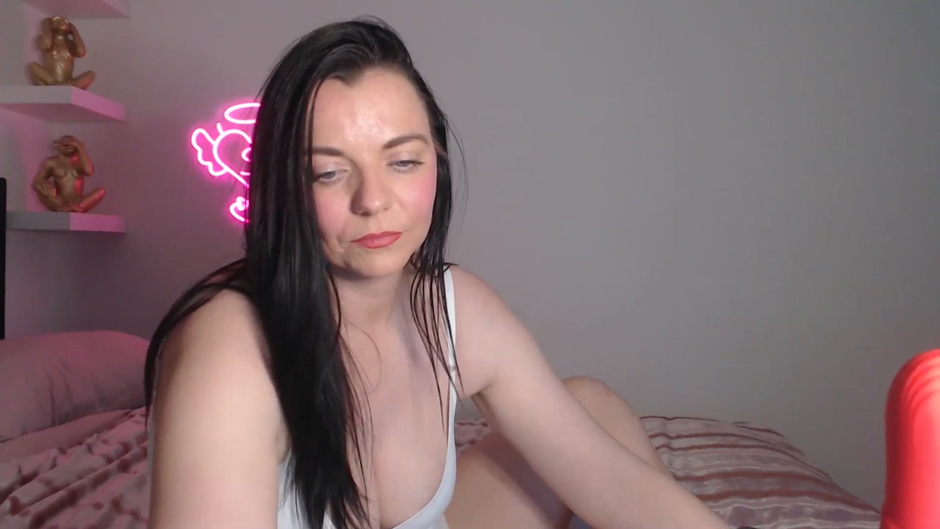 Gallery image thumbnail from innocentSamx's myfreecams stream on, 04/22/2026, 15:15 image 5 of 20