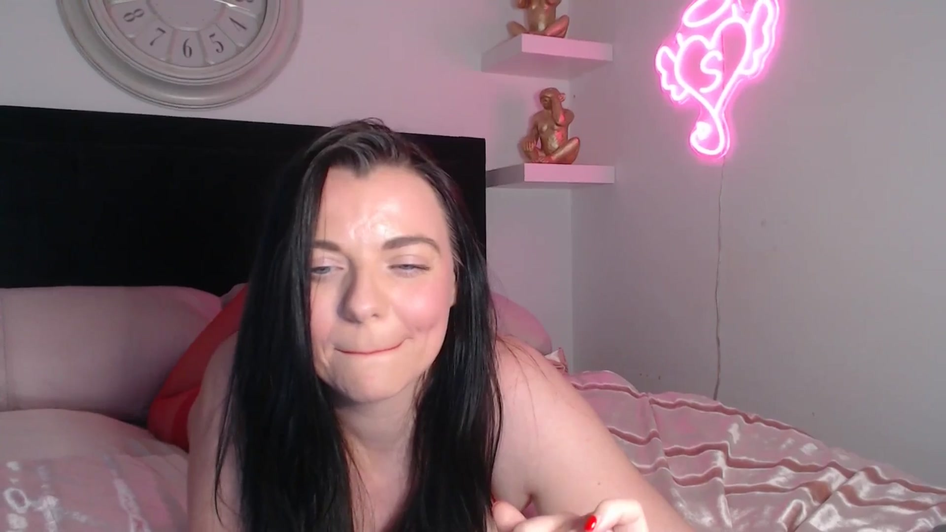 Gallery image thumbnail from innocentSamx's myfreecams stream on, 04/28/2026, 16:06 image 6 of 20