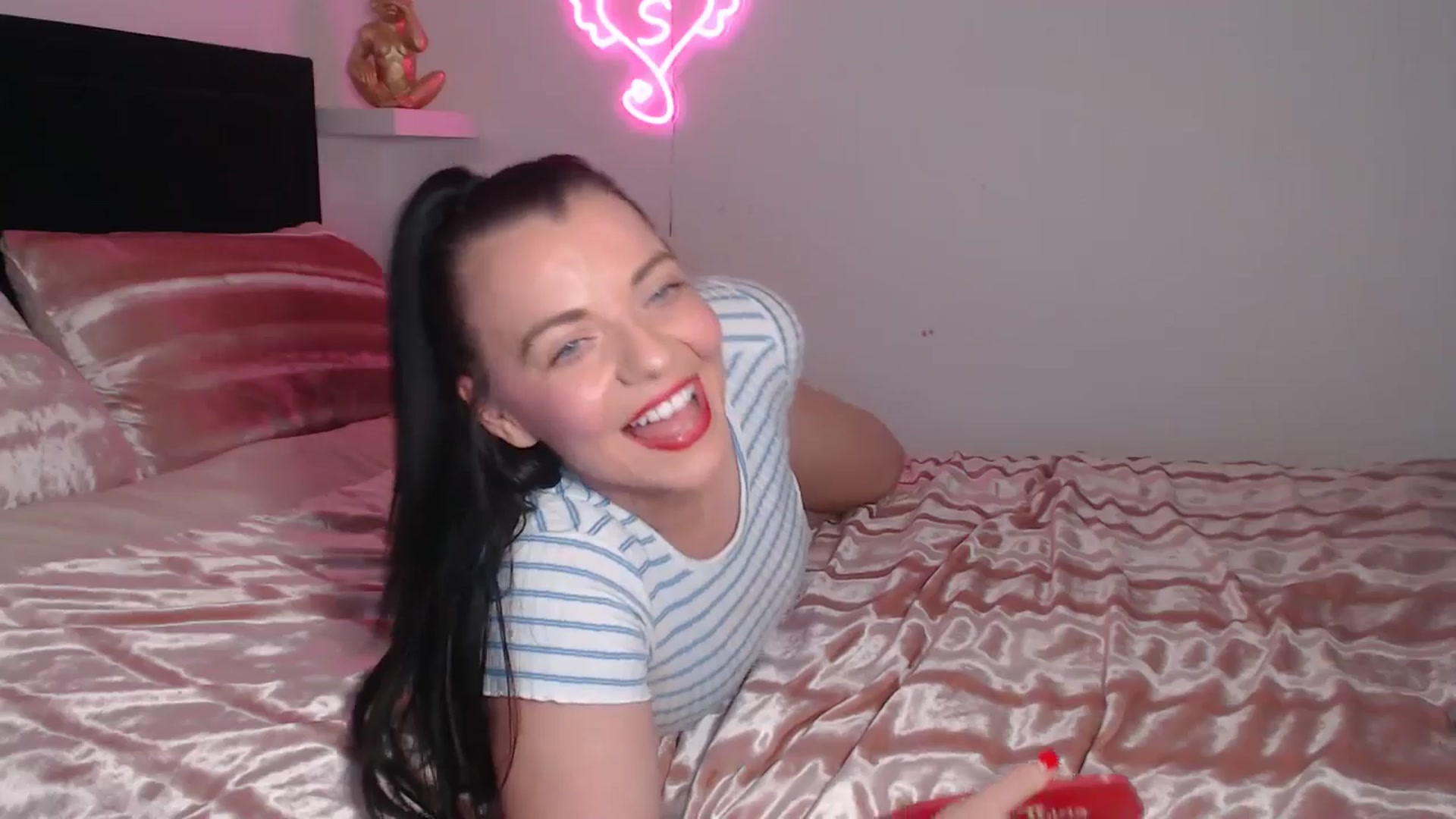 Gallery image thumbnail from innocentSamx's myfreecams stream on, 04/29/2026, 11:02 image 7 of 20