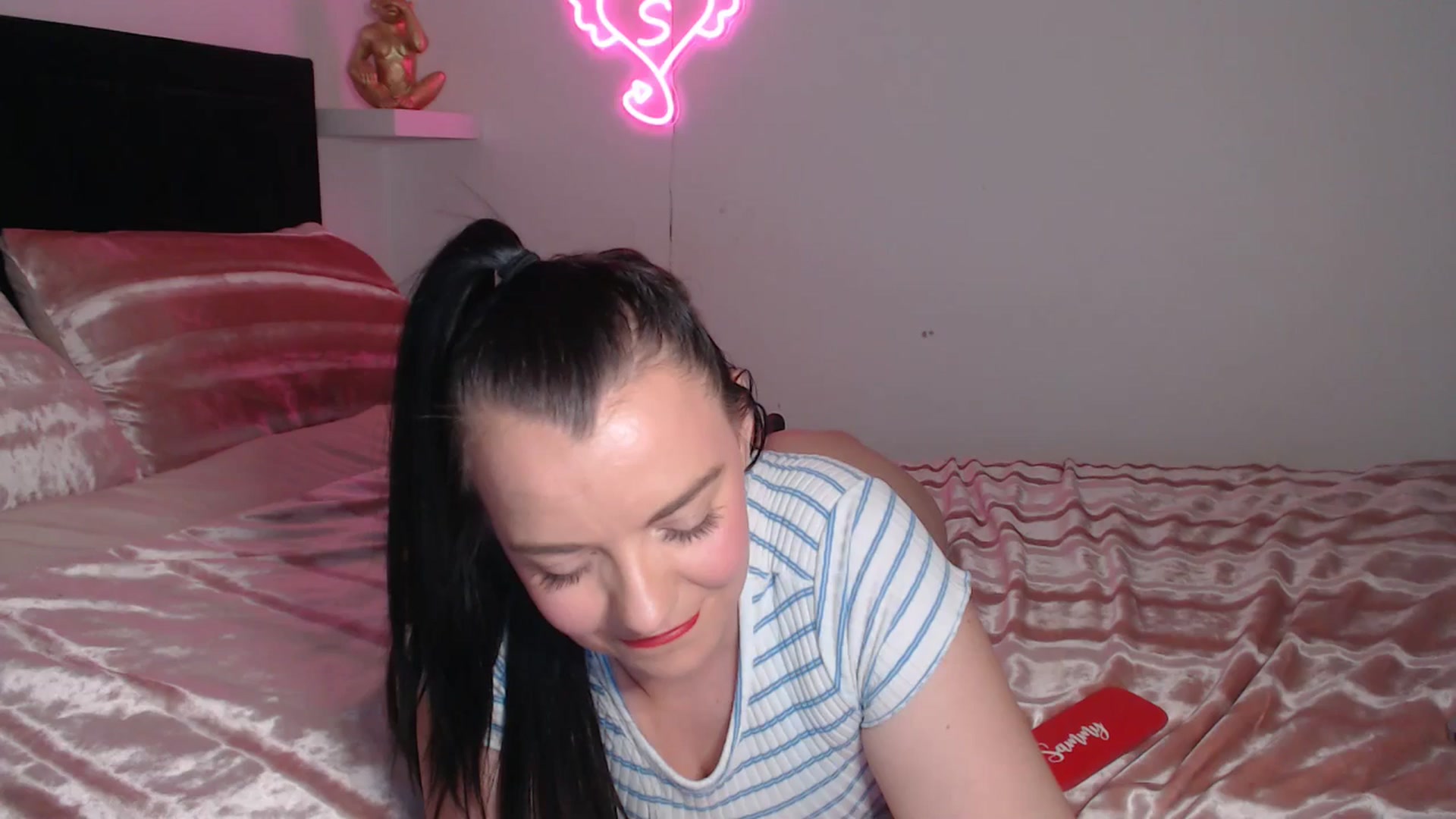 Gallery image thumbnail from innocentSamx's myfreecams stream on, 04/29/2026, 11:02 image 18 of 20