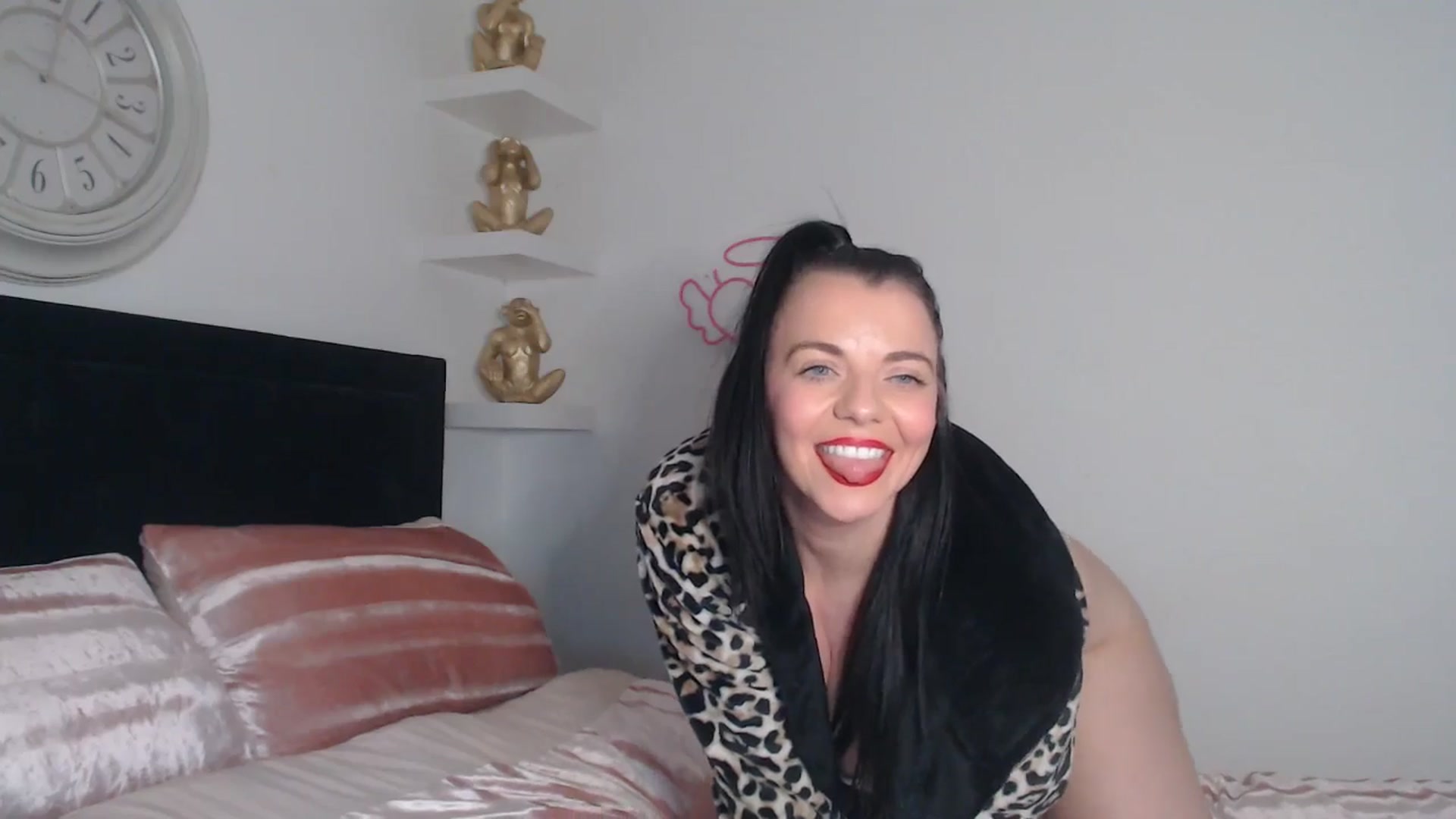Gallery image thumbnail from innocentSamx's myfreecams stream on, 04/29/2026, 15:16 image 8 of 20