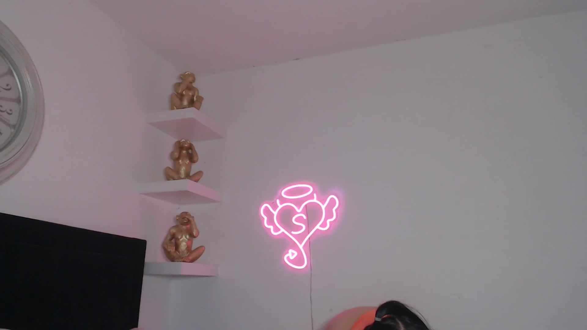 Gallery image thumbnail from innocentSamx's myfreecams stream on, 05/03/2026, 16:45 image 20 of 20