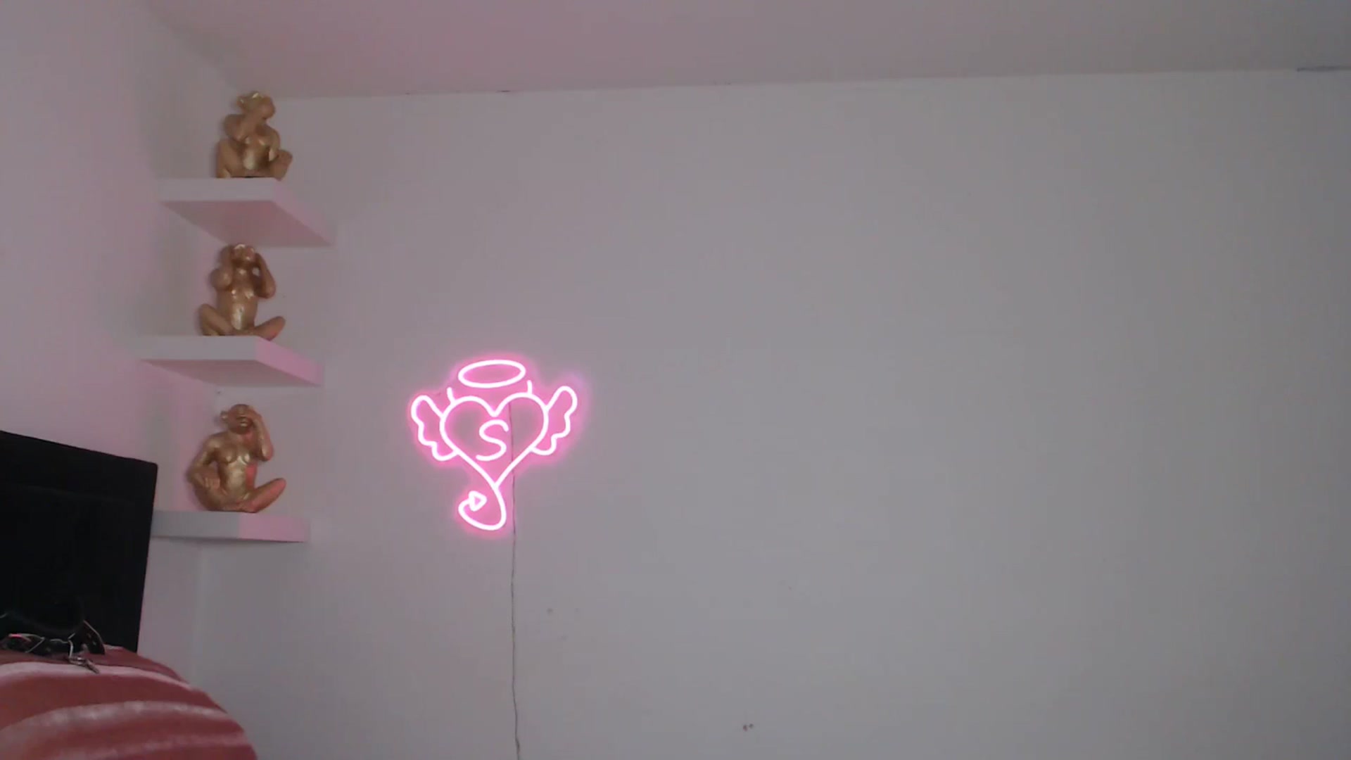 Gallery image thumbnail from innocentSamx's myfreecams stream on, 05/06/2026, 13:46 image 8 of 20
