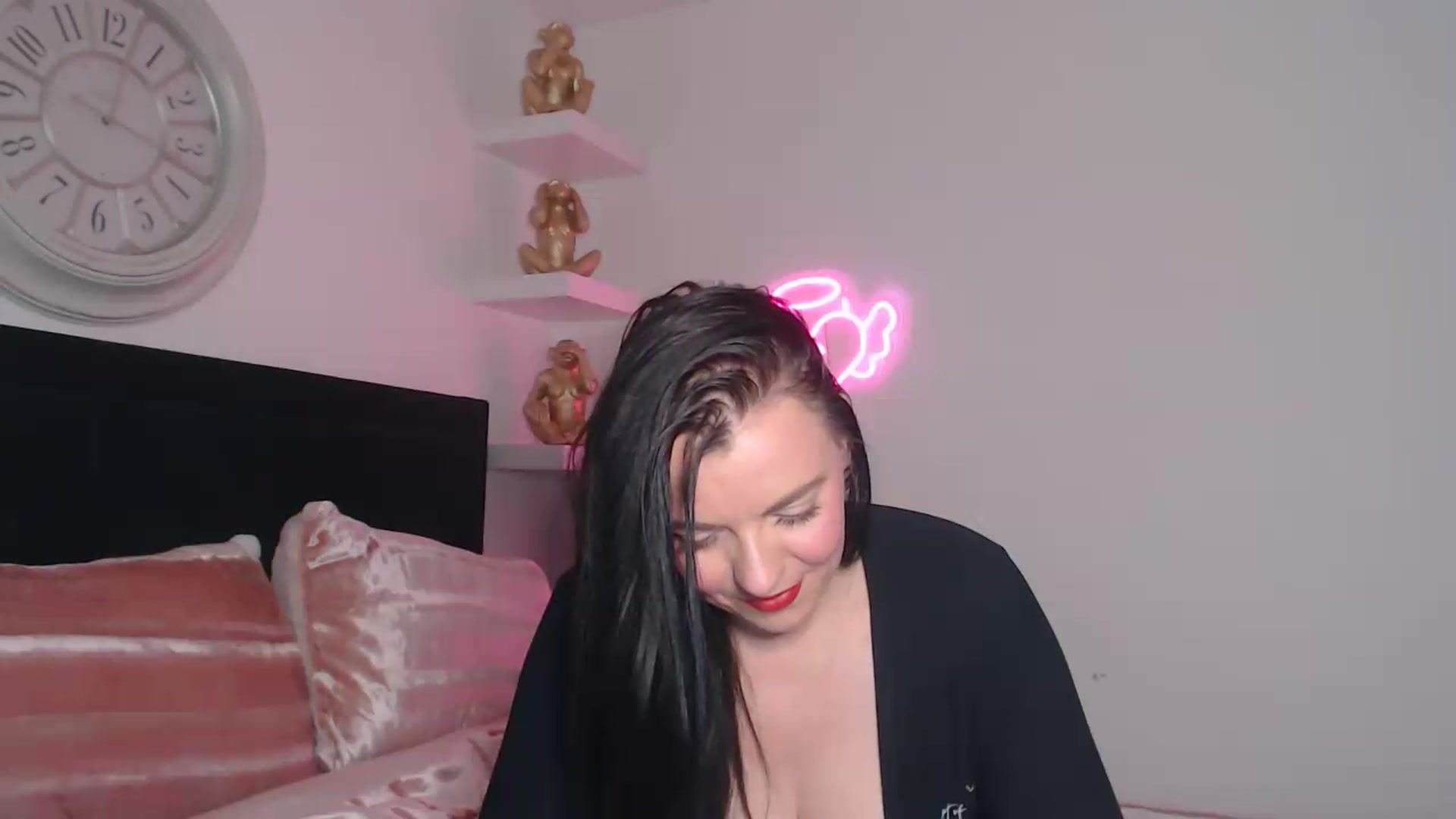 Gallery image thumbnail from innocentSamx's myfreecams stream on, 05/07/2026, 15:04 image 8 of 20