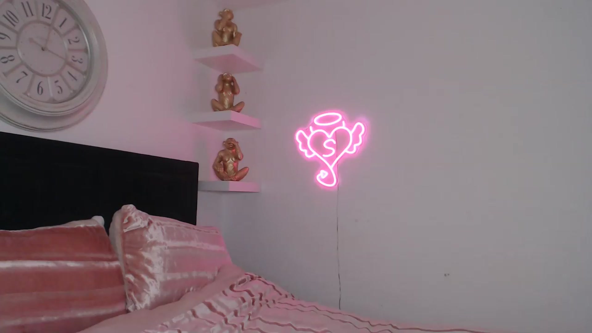 Gallery image thumbnail from innocentSamx's myfreecams stream on, 05/07/2026, 15:04 image 17 of 20