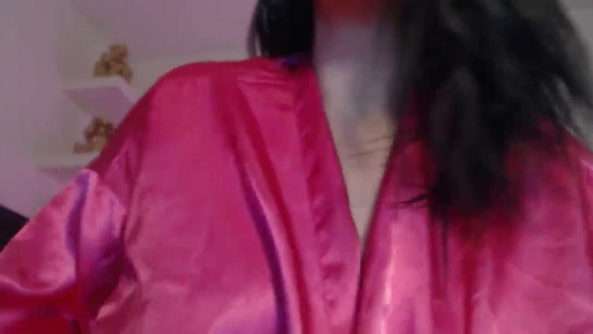 Gallery image thumbnail from innocentSamx's myfreecams stream on, 05/09/2026, 17:32 image 6 of 20
