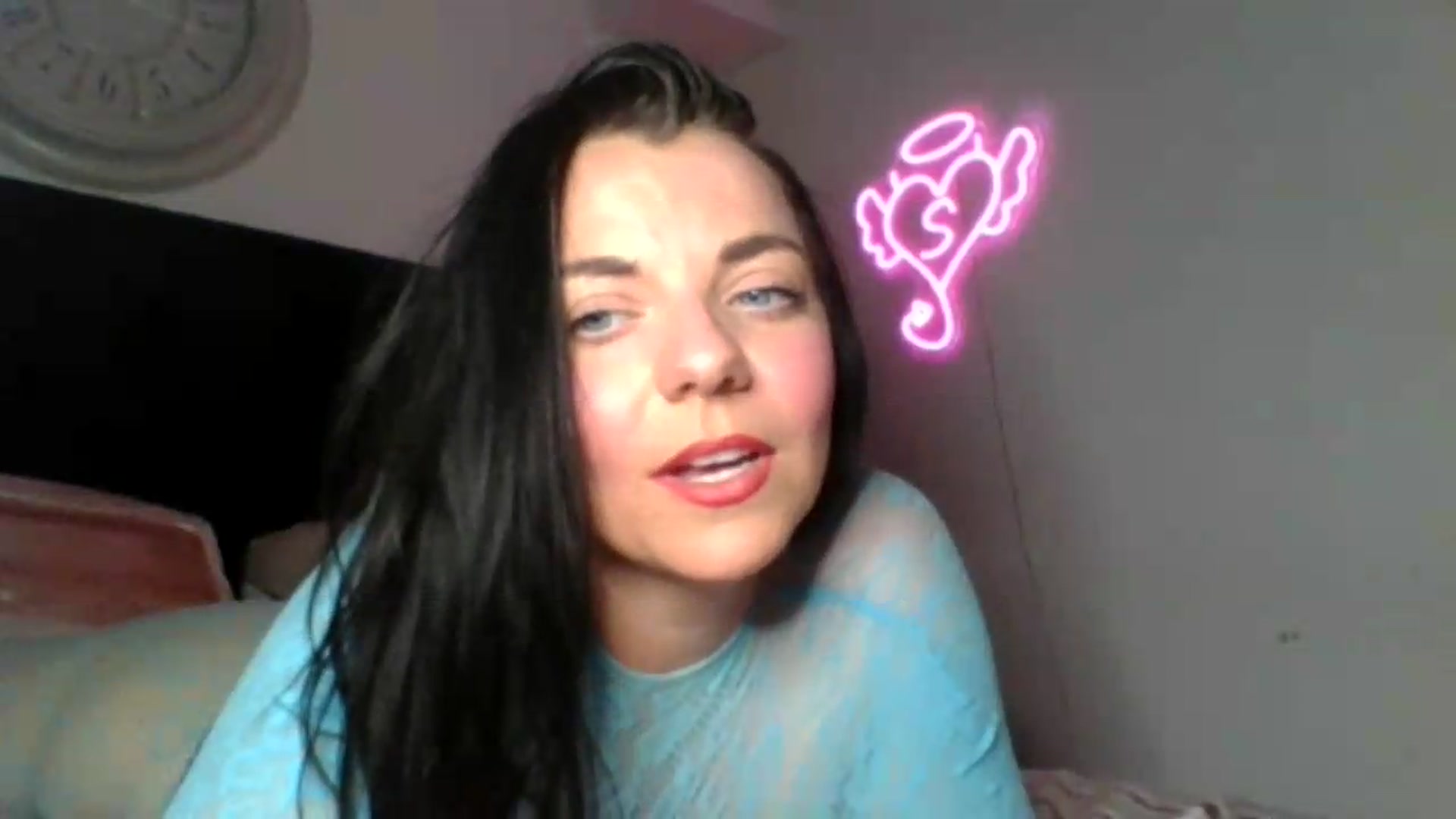 Gallery image thumbnail from innocentSamx's myfreecams stream on, 05/15/2026, 14:24 image 12 of 20