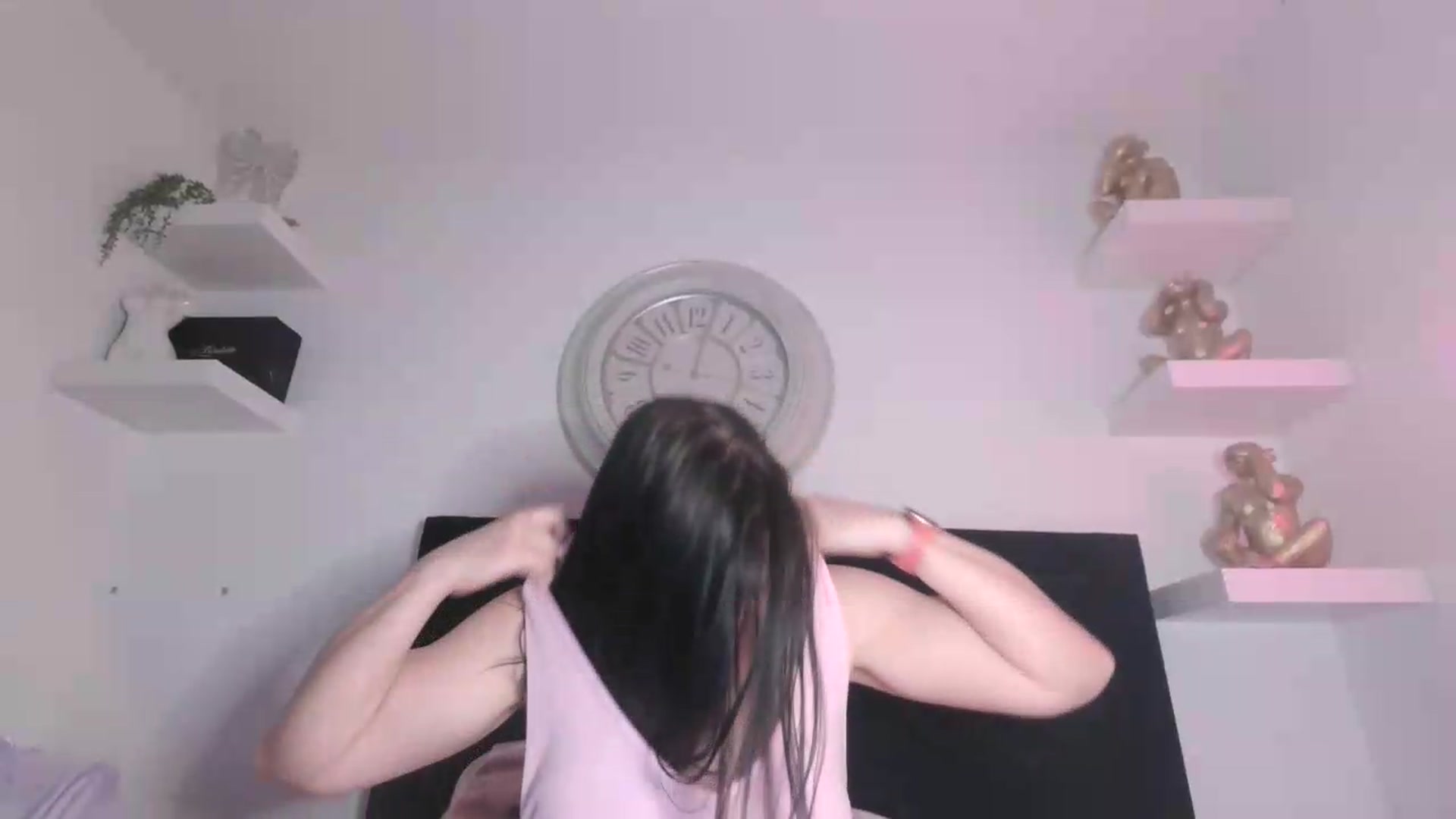 Gallery image thumbnail from innocentSamx's myfreecams stream on, 05/17/2026, 15:44 image 20 of 20
