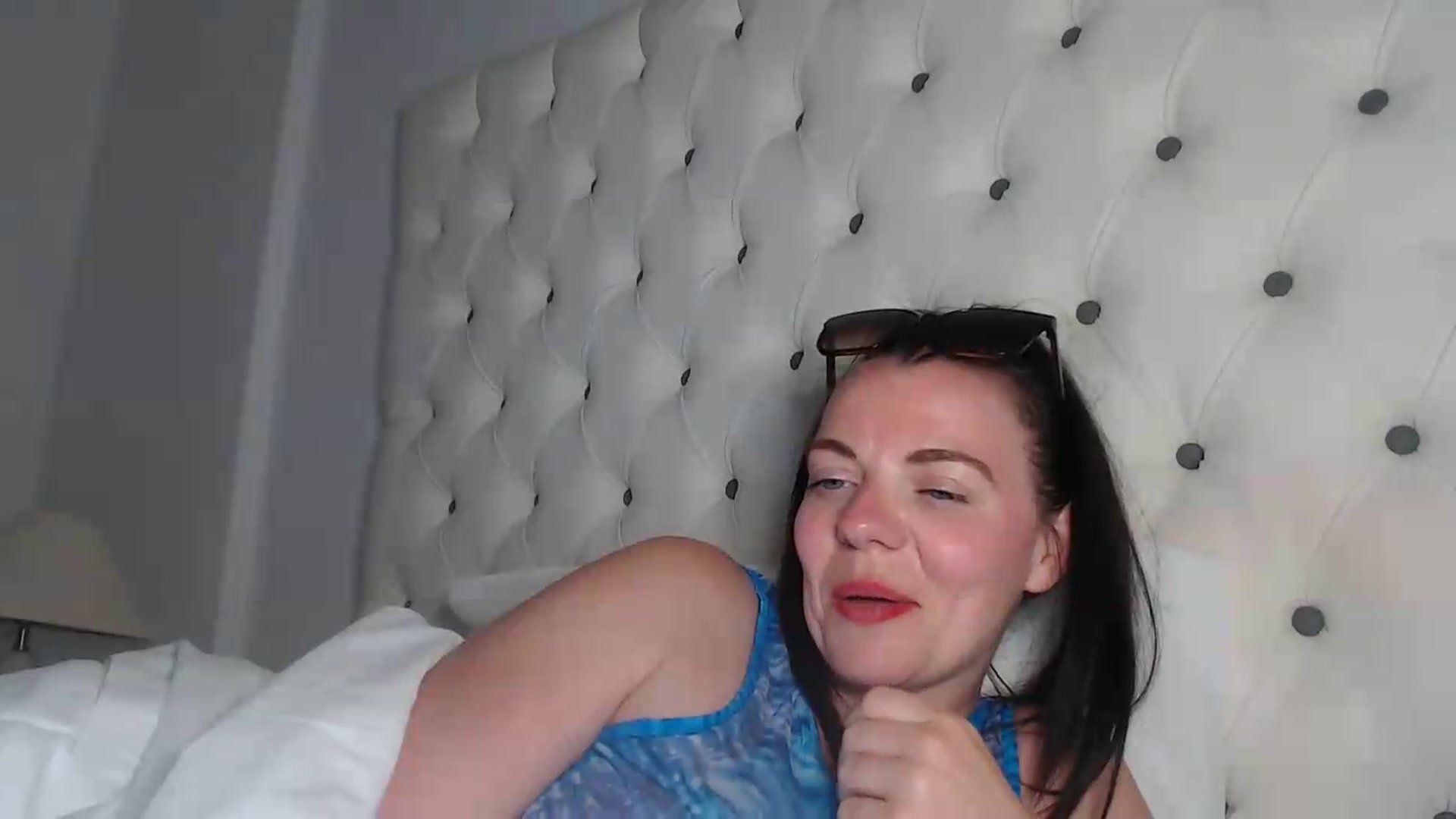 Gallery image thumbnail from innocentSamx's myfreecams stream on, 06/05/2026, 21:59 image 11 of 20
