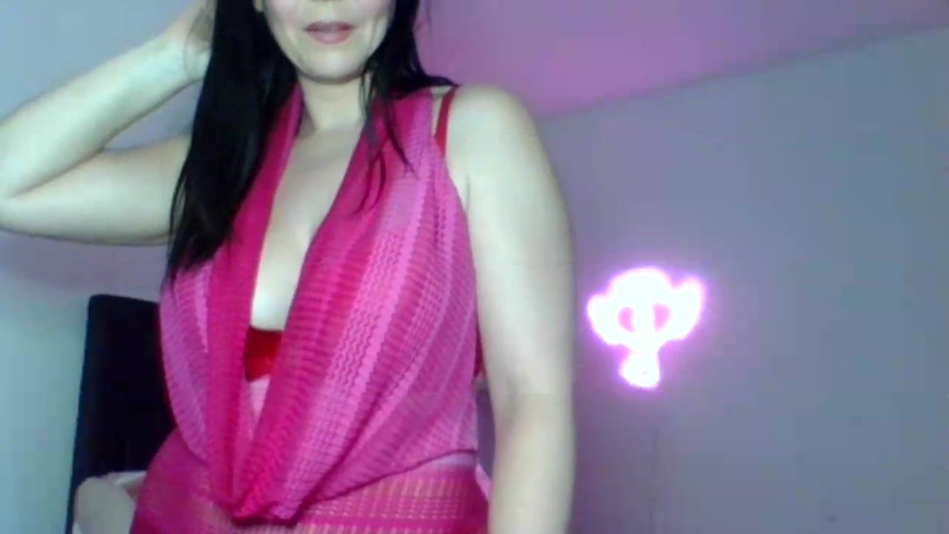 Gallery image thumbnail from innocentSamx's myfreecams stream on, 06/21/2026, 13:46 image 2 of 20