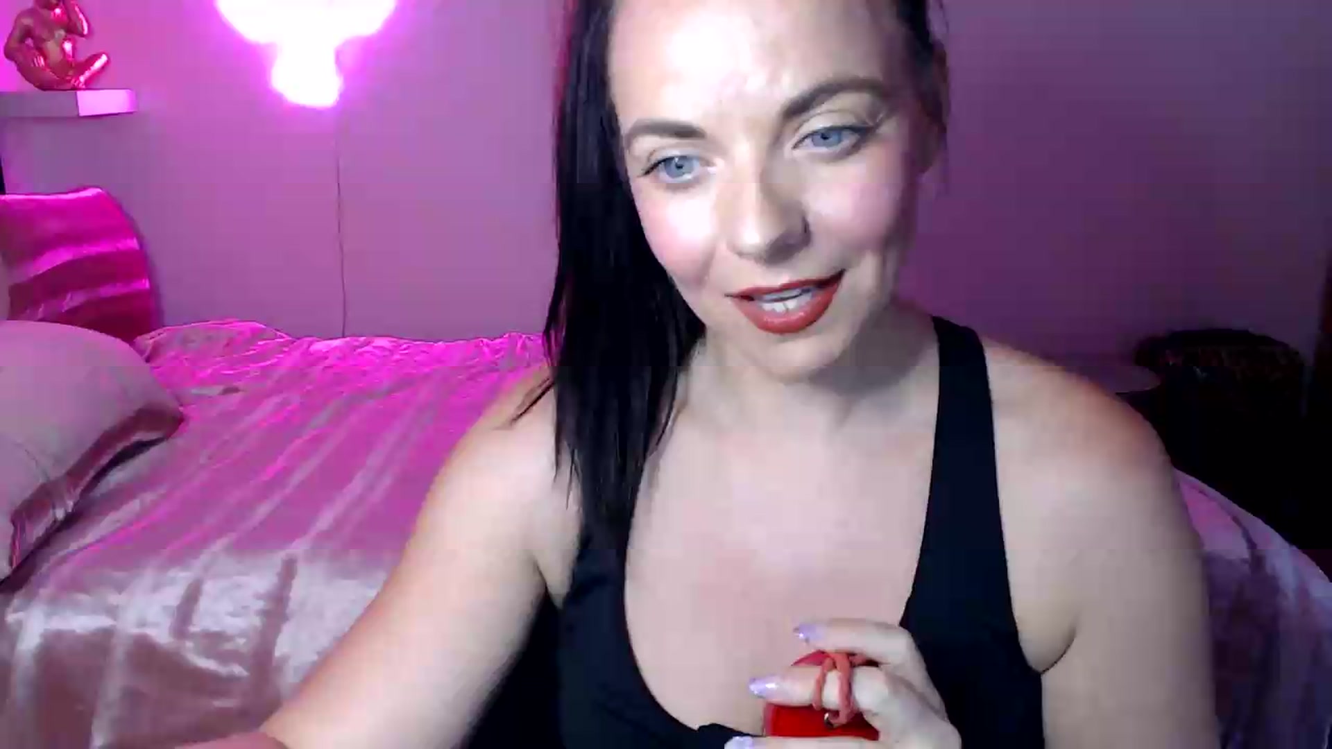 Gallery image thumbnail from innocentSamx's myfreecams stream on, 07/30/2026, 15:11 image 2 of 20
