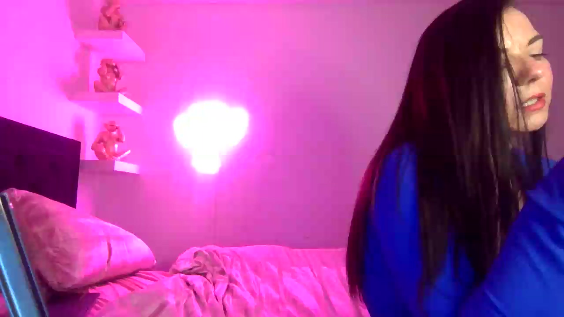 Gallery image thumbnail from innocentSamx's myfreecams stream on, 08/01/2026, 15:43 image 20 of 20