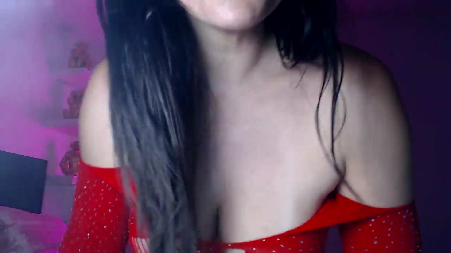 Gallery image thumbnail from innocentSamx's myfreecams stream on, 08/02/2026, 12:16 image 10 of 20