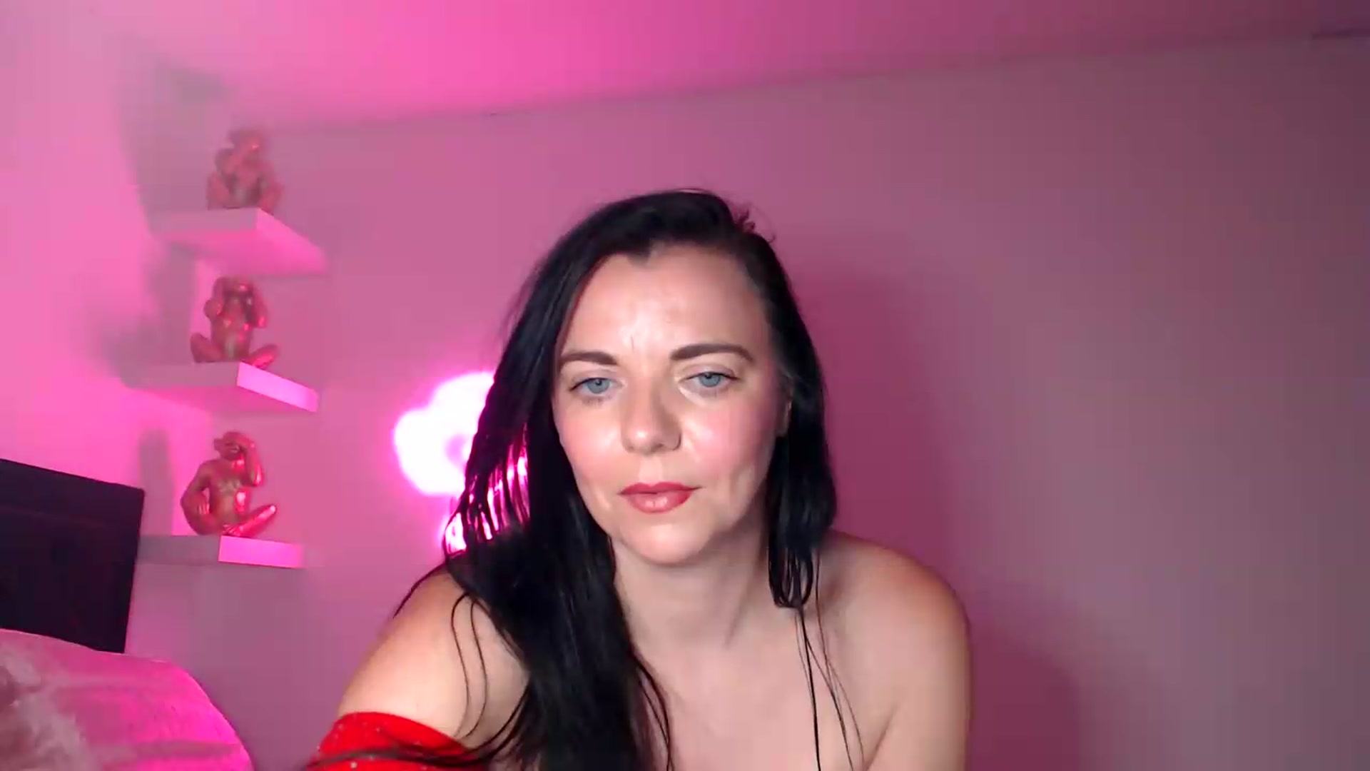 Gallery image thumbnail from innocentSamx's myfreecams stream on, 08/02/2026, 12:16 image 3 of 20