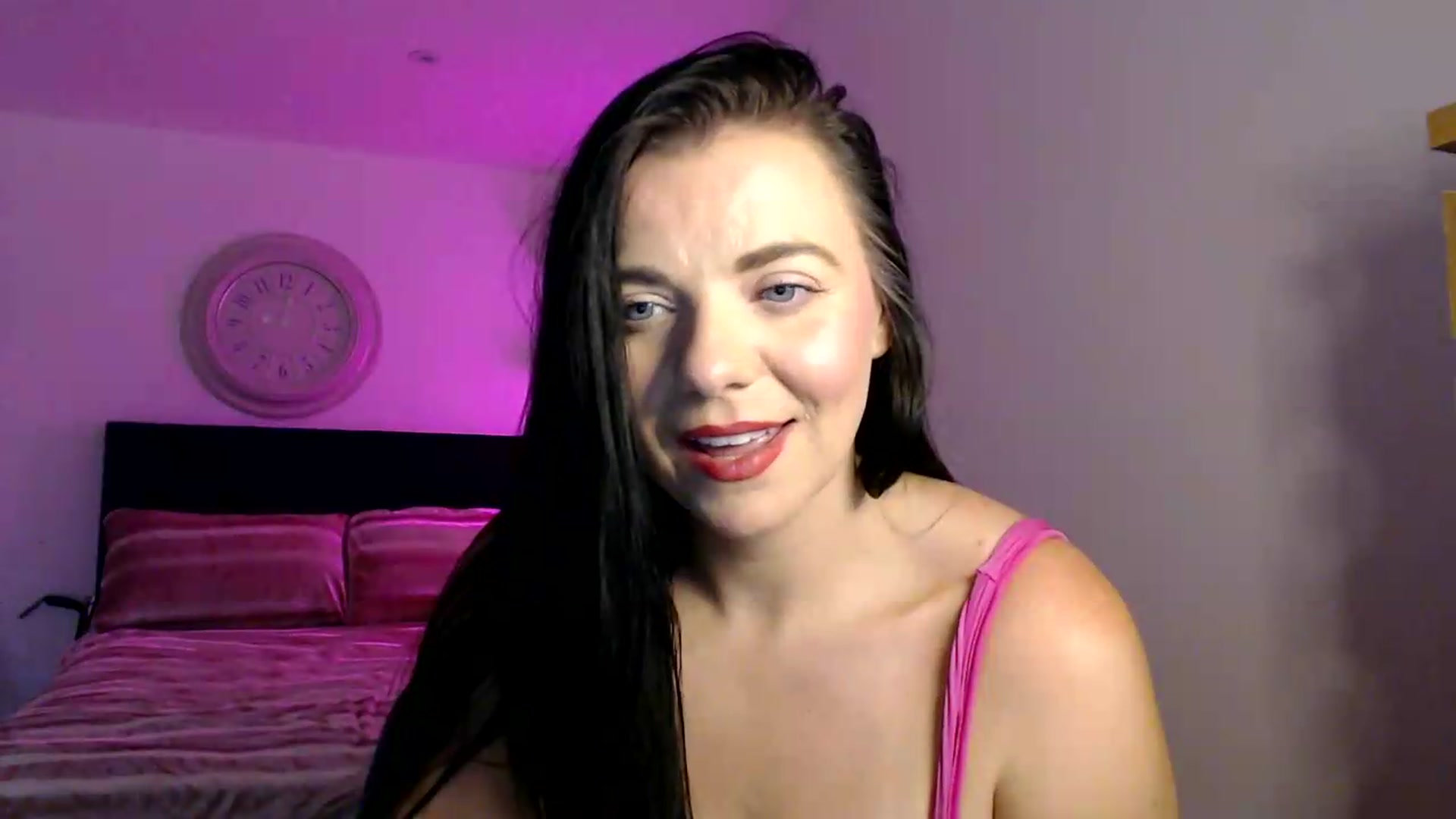 Gallery image thumbnail from innocentSamx's myfreecams stream on, 08/08/2026, 11:18 image 15 of 20