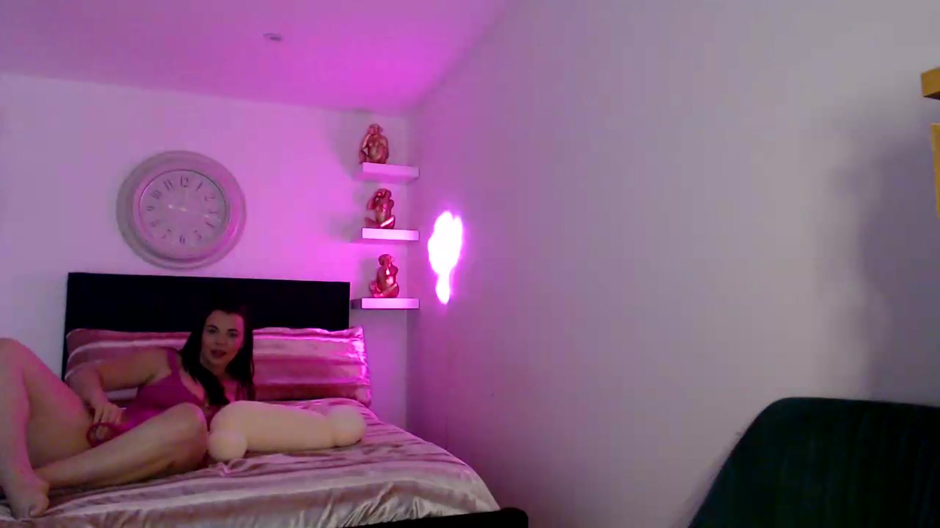 Gallery image thumbnail from innocentSamx's myfreecams stream on, 08/08/2026, 11:18 image 4 of 20