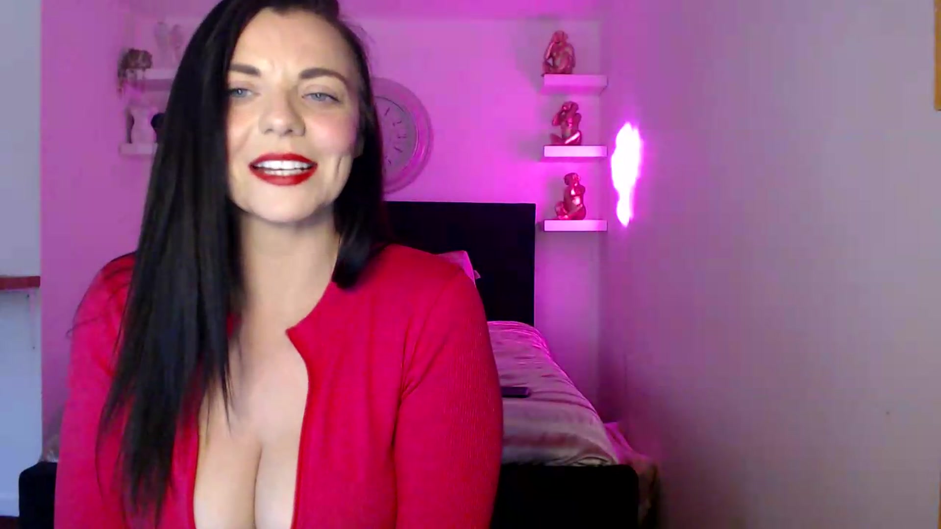 Gallery image thumbnail from innocentSamx's myfreecams stream on, 08/15/2026, 14:57 image 4 of 20