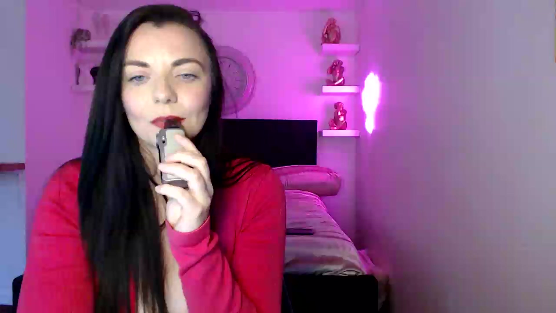 Gallery image thumbnail from innocentSamx's myfreecams stream on, 08/15/2026, 14:57 image 15 of 20